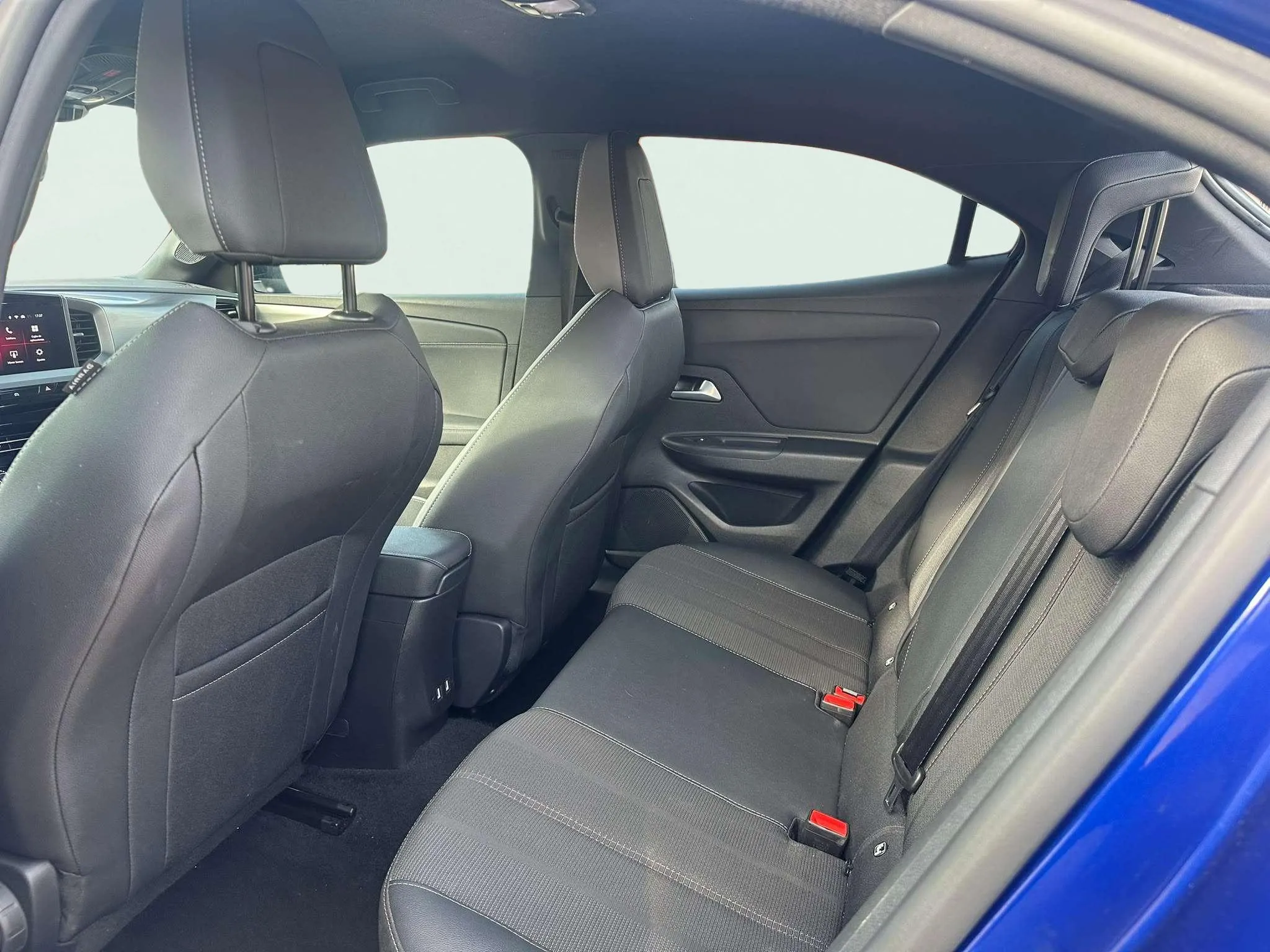 Opel Mokka 1.2 T GS - foto 14