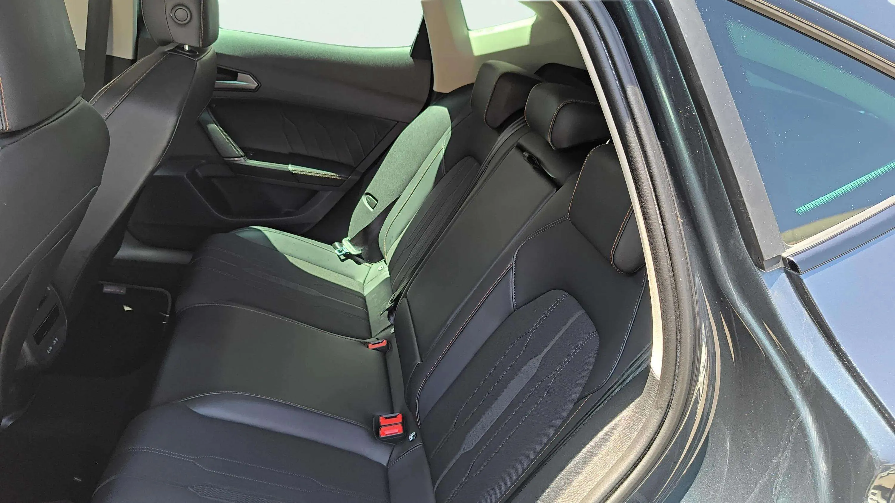 Cupra Formentor 1.5 TSI DSG - foto 23