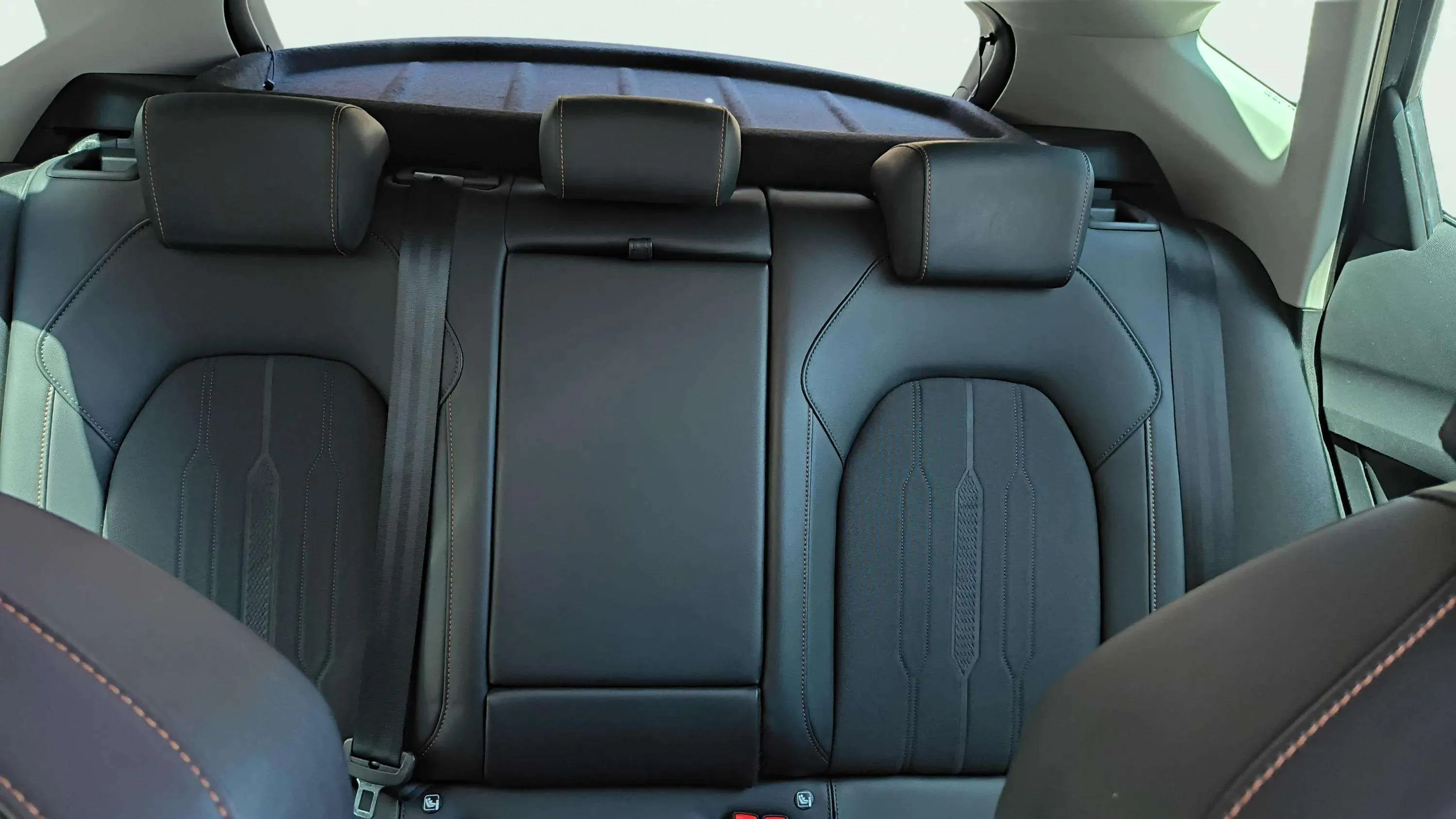 Cupra Formentor 1.5 TSI DSG - foto 24