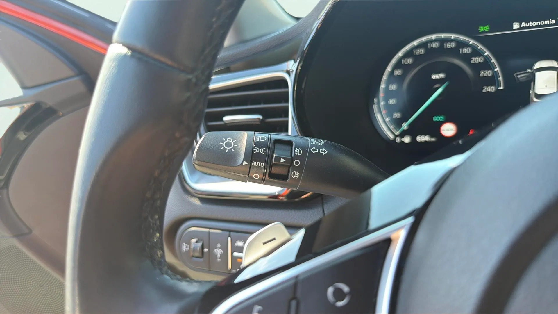 Kia XCeed 1.6 GDi PHEV E-Tech - foto 12