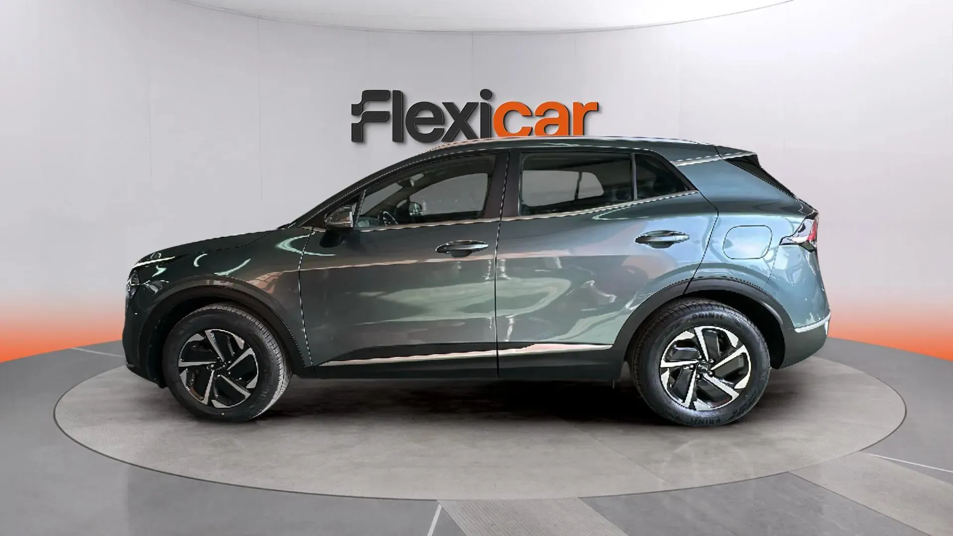Kia Sportage 1.6 T-GDi HEV Drive 4x2 - foto 4