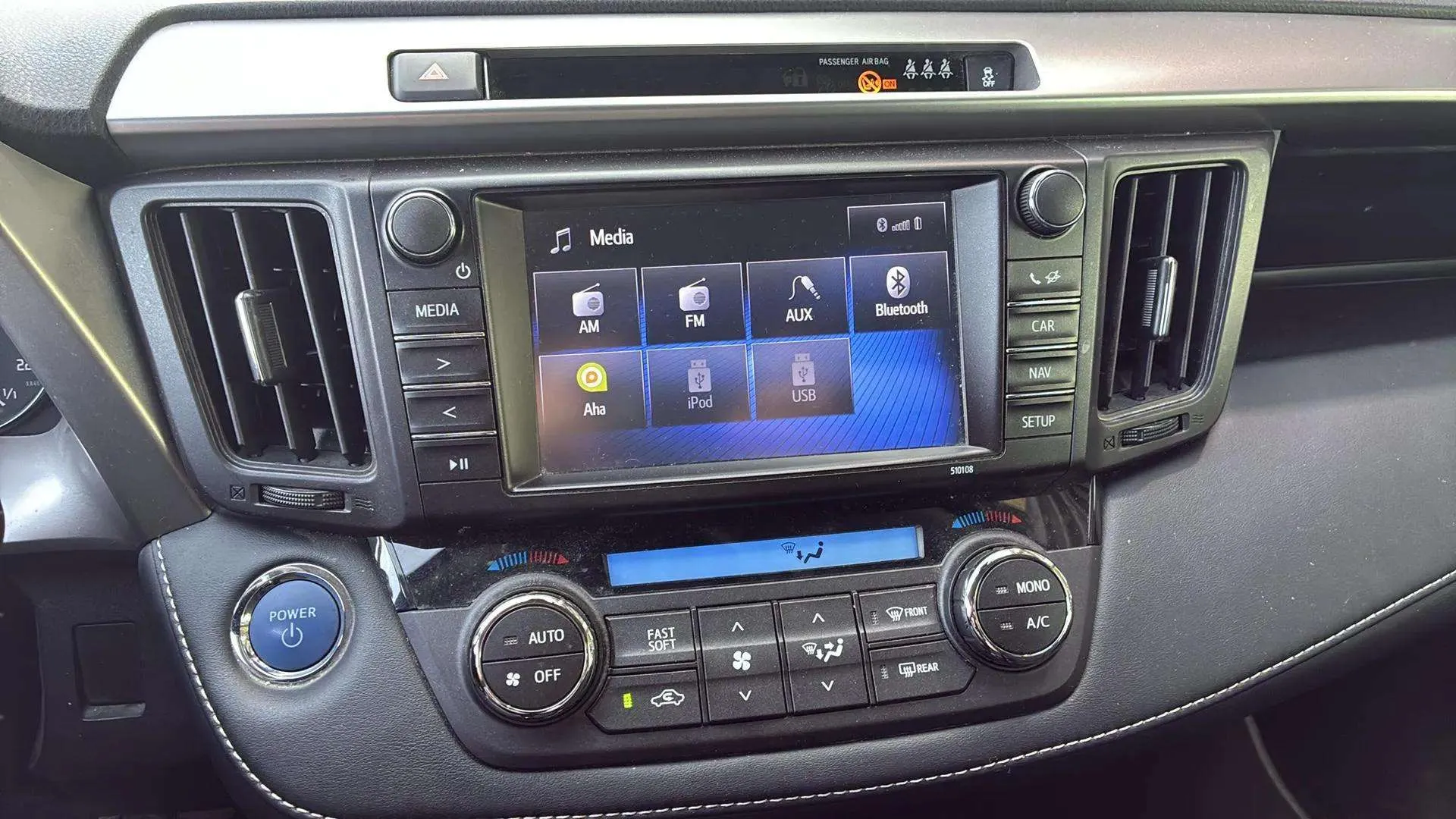 Toyota RAV4 2.5l hybrid 2WD Advance - foto 23