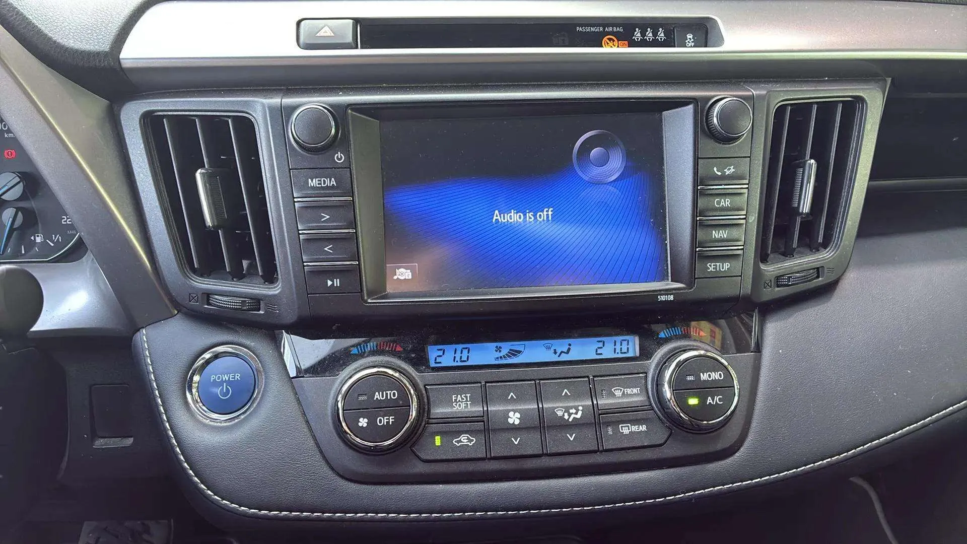 Toyota RAV4 2.5l hybrid 2WD Advance - foto 22