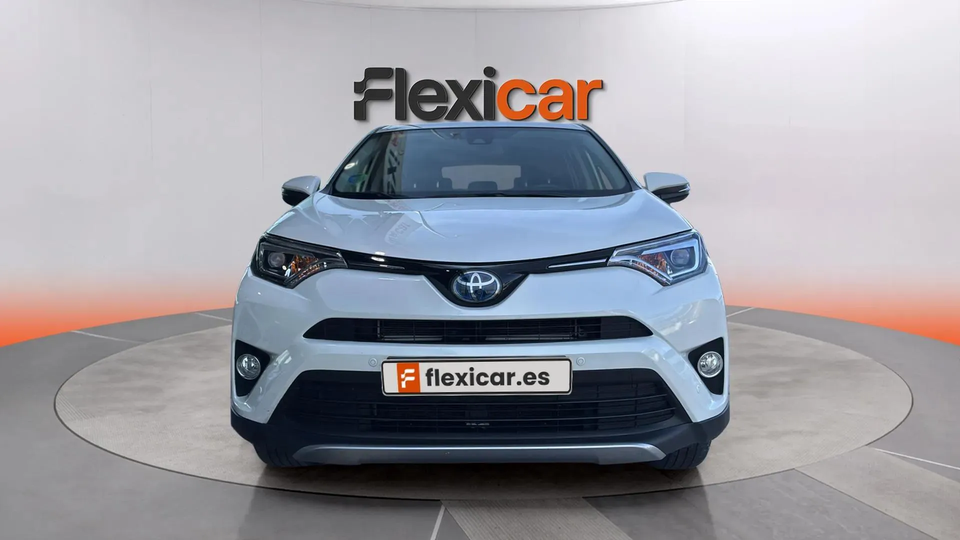 Toyota RAV4 2.5l hybrid 2WD Advance - foto 2