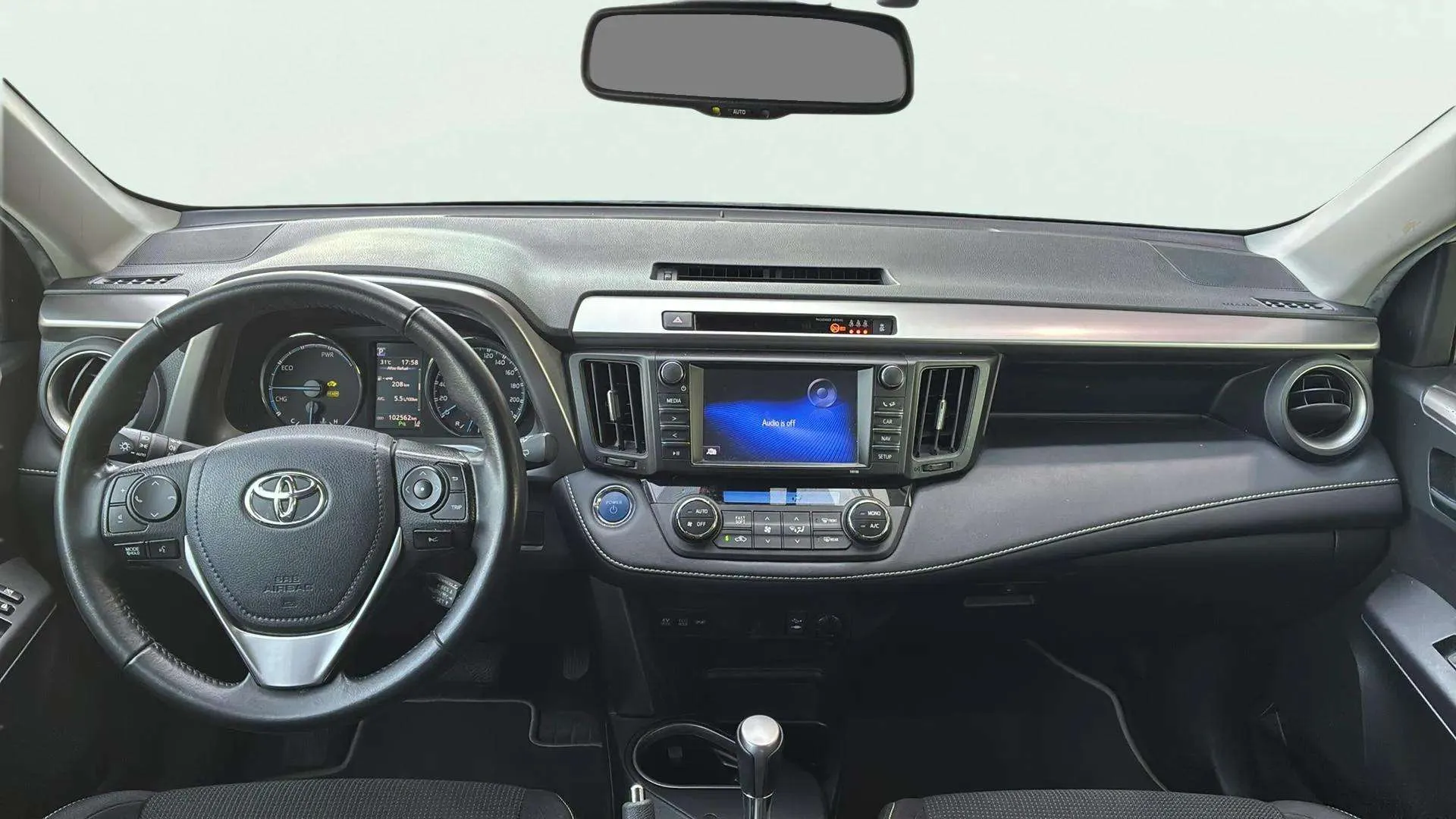 Toyota RAV4 2.5l hybrid 2WD Advance - foto 18