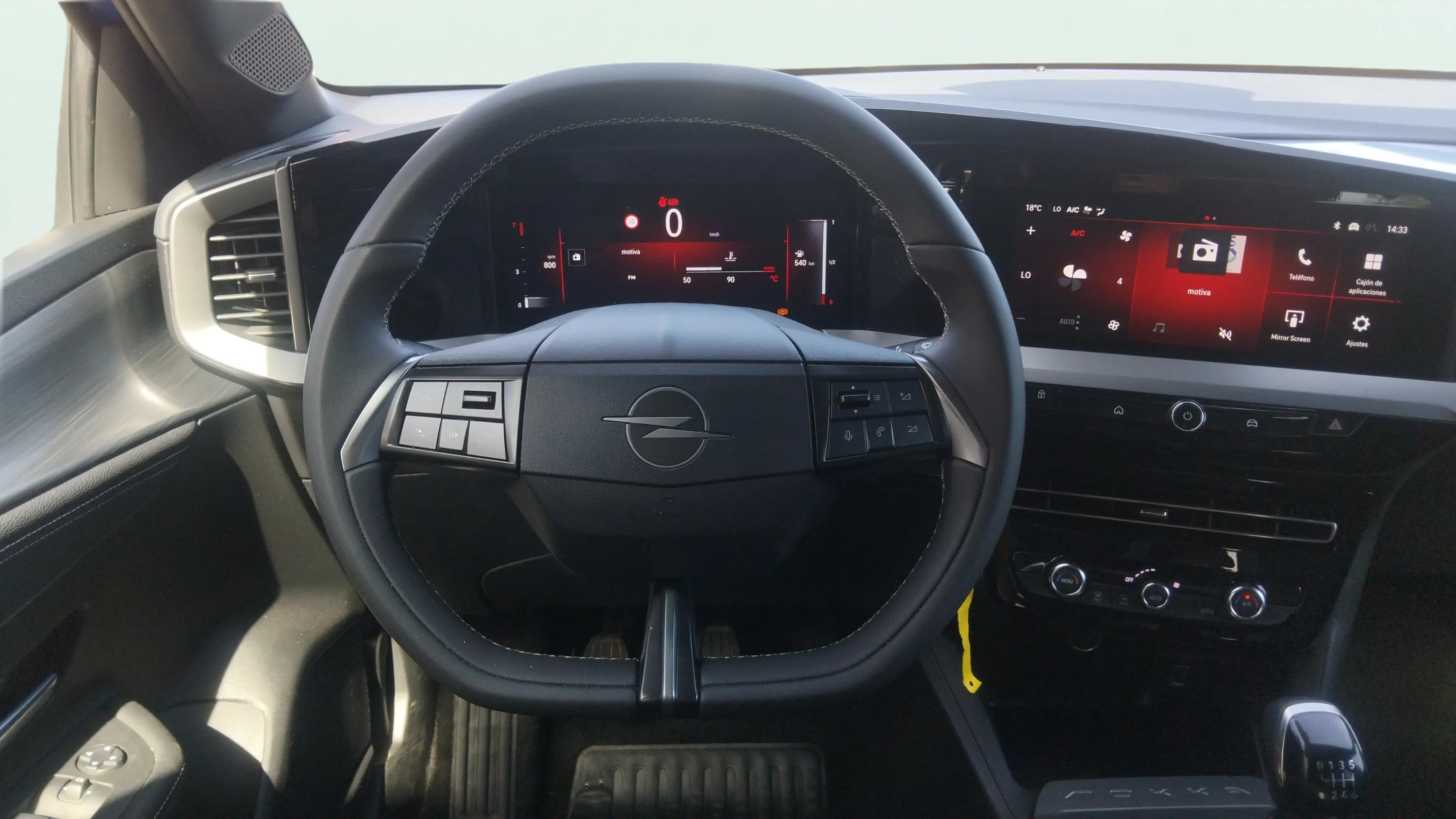 Opel Mokka 1.2 T GS - foto 14