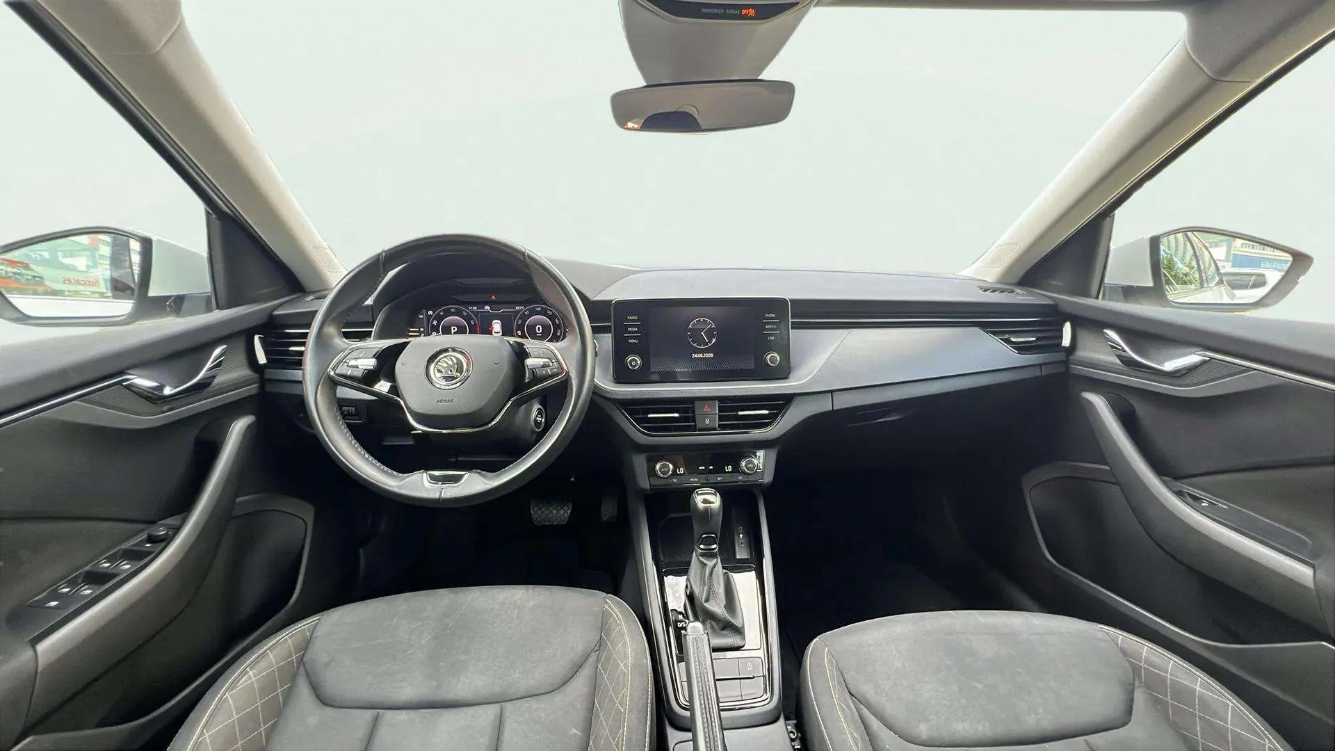 Škoda Kamiq 1.0 TSI DSG Ambition - foto 6