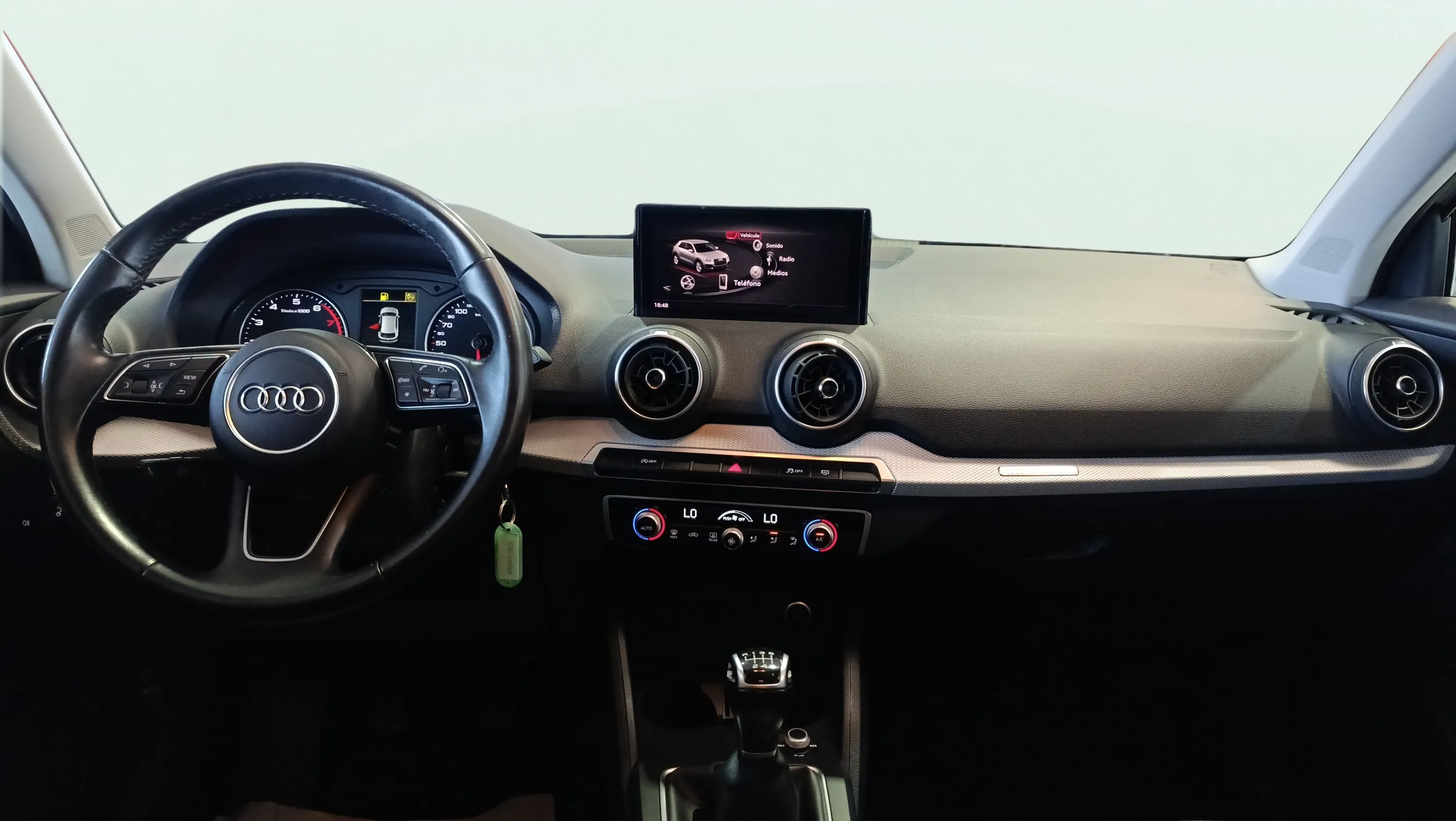 Audi Q2 30 TFSI - foto 9