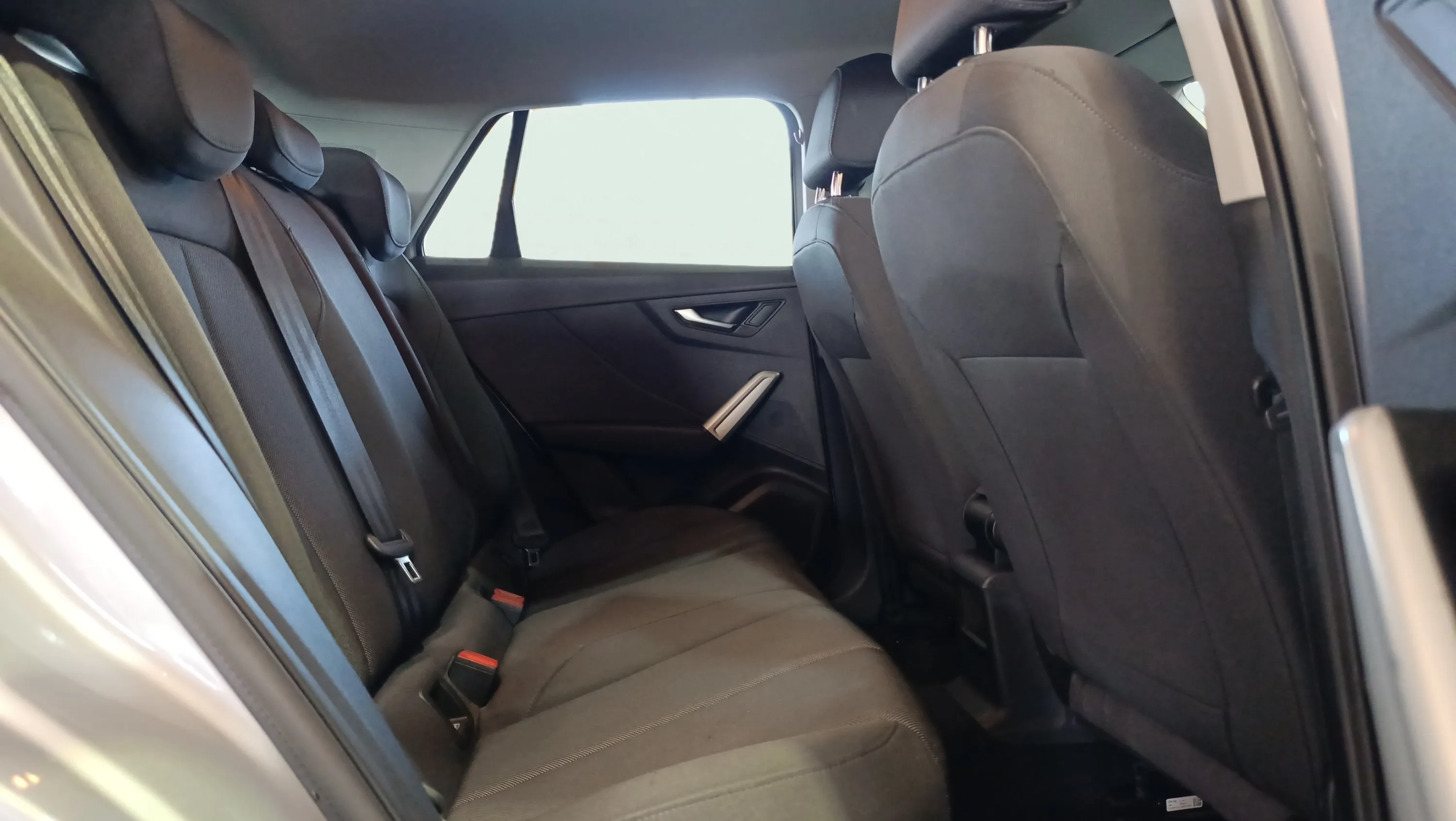 Audi Q2 30 TFSI - foto 34