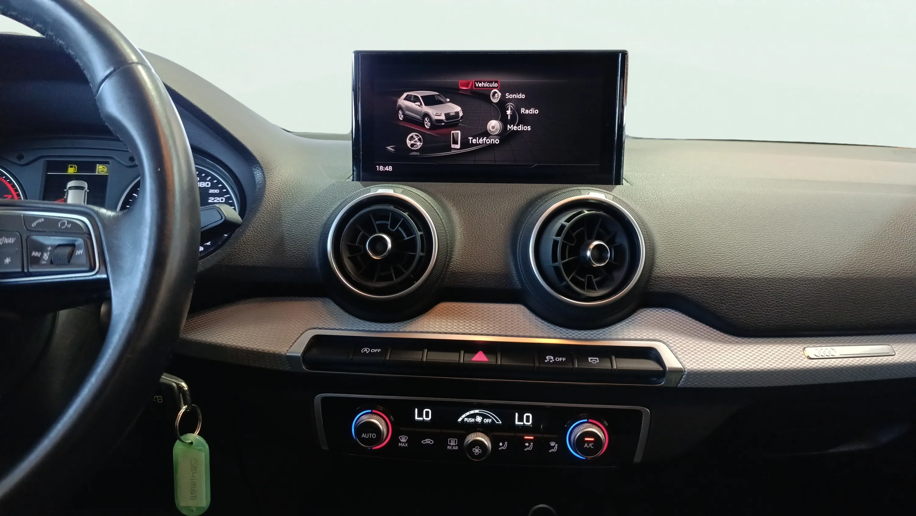 Audi Q2 30 TFSI - foto 16