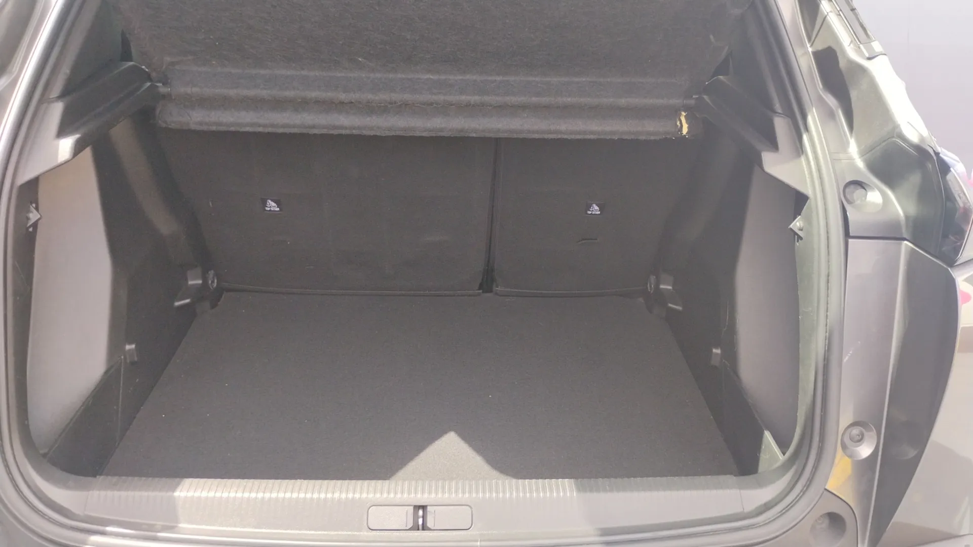 Peugeot 2008 Active Pack PureTech 100 BVM6 - foto 13