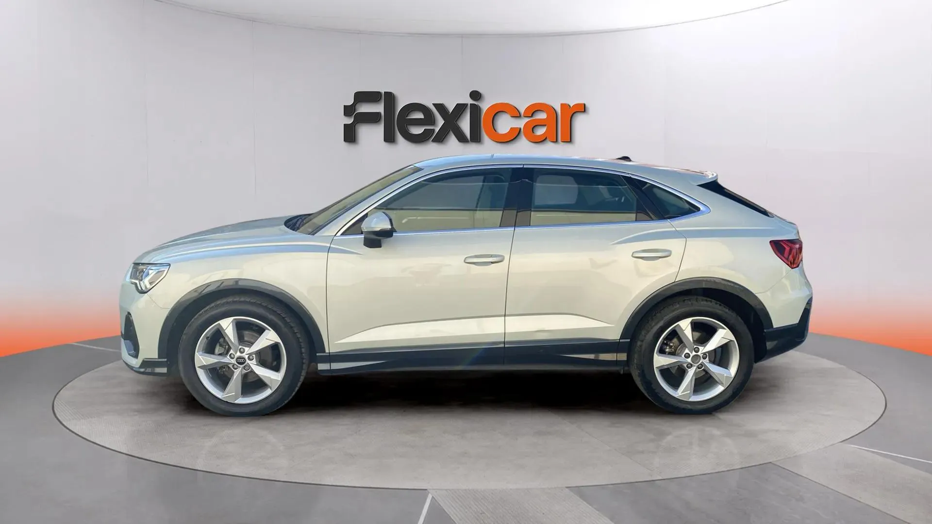 Audi Q3 Advanced 35 TFSI S tronic - foto 2