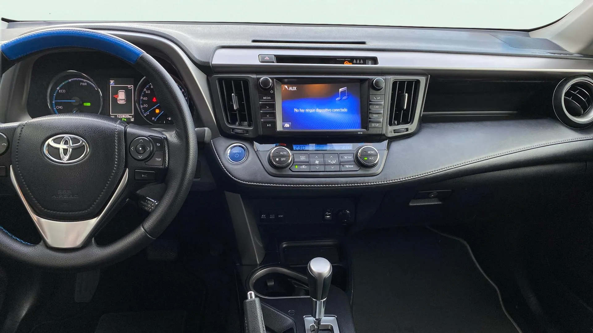 Toyota RAV4 2.5l hybrid 2WD Advance - foto 12