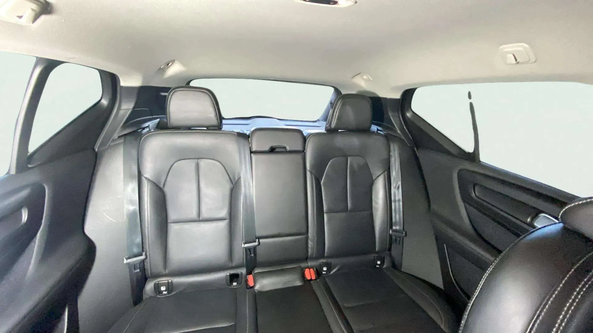Volvo XC40 2.0 D3 - foto 17