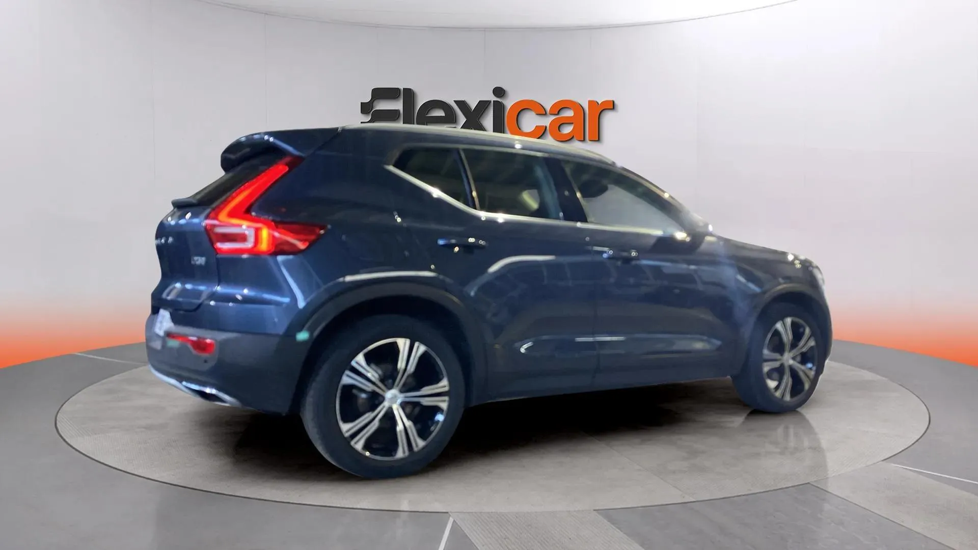 Volvo XC40 2.0 D3 - foto 8