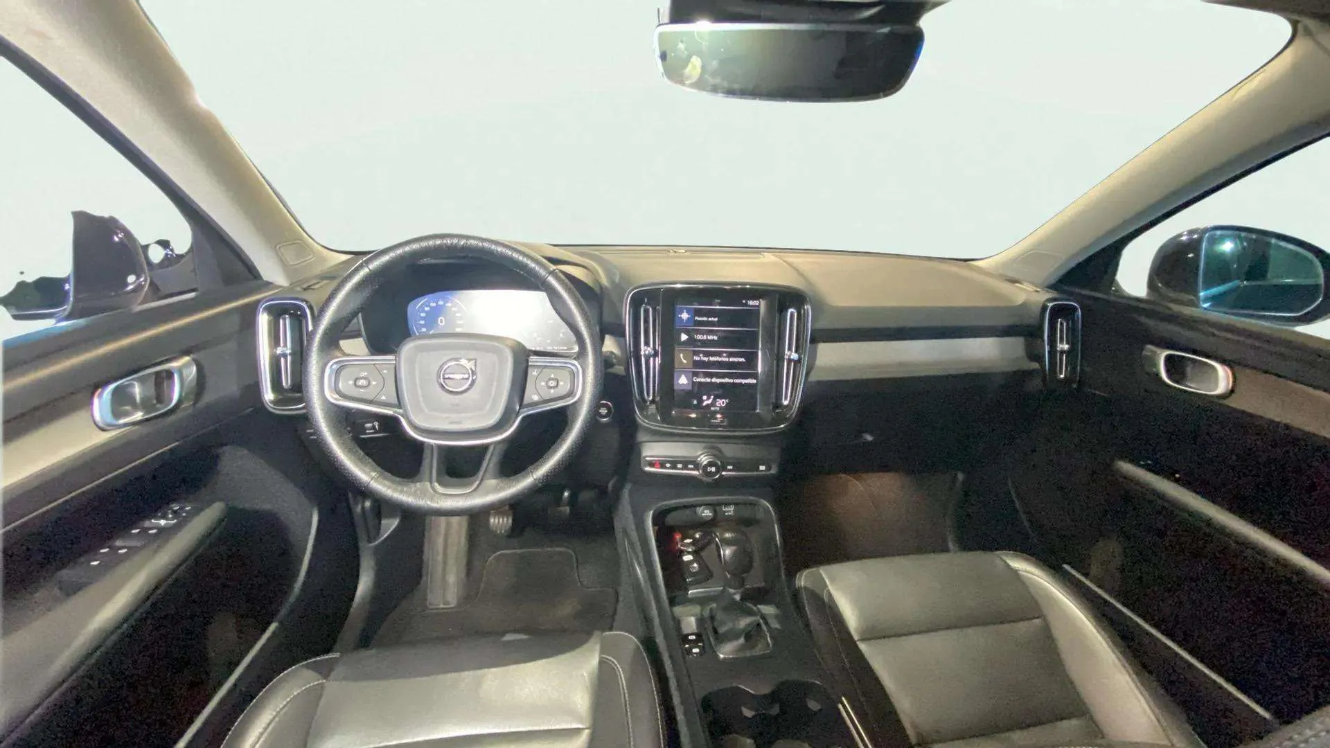 Volvo XC40 2.0 D3 - foto 12