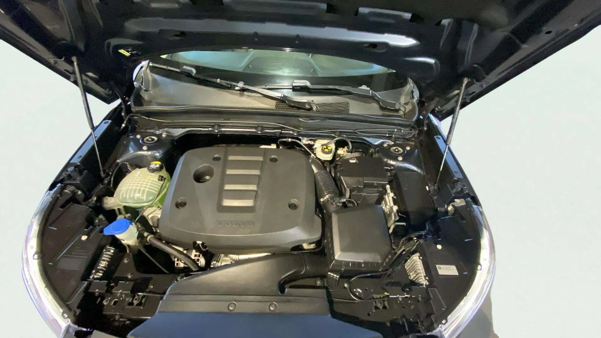 Volvo XC40 2.0 D3 - foto 20