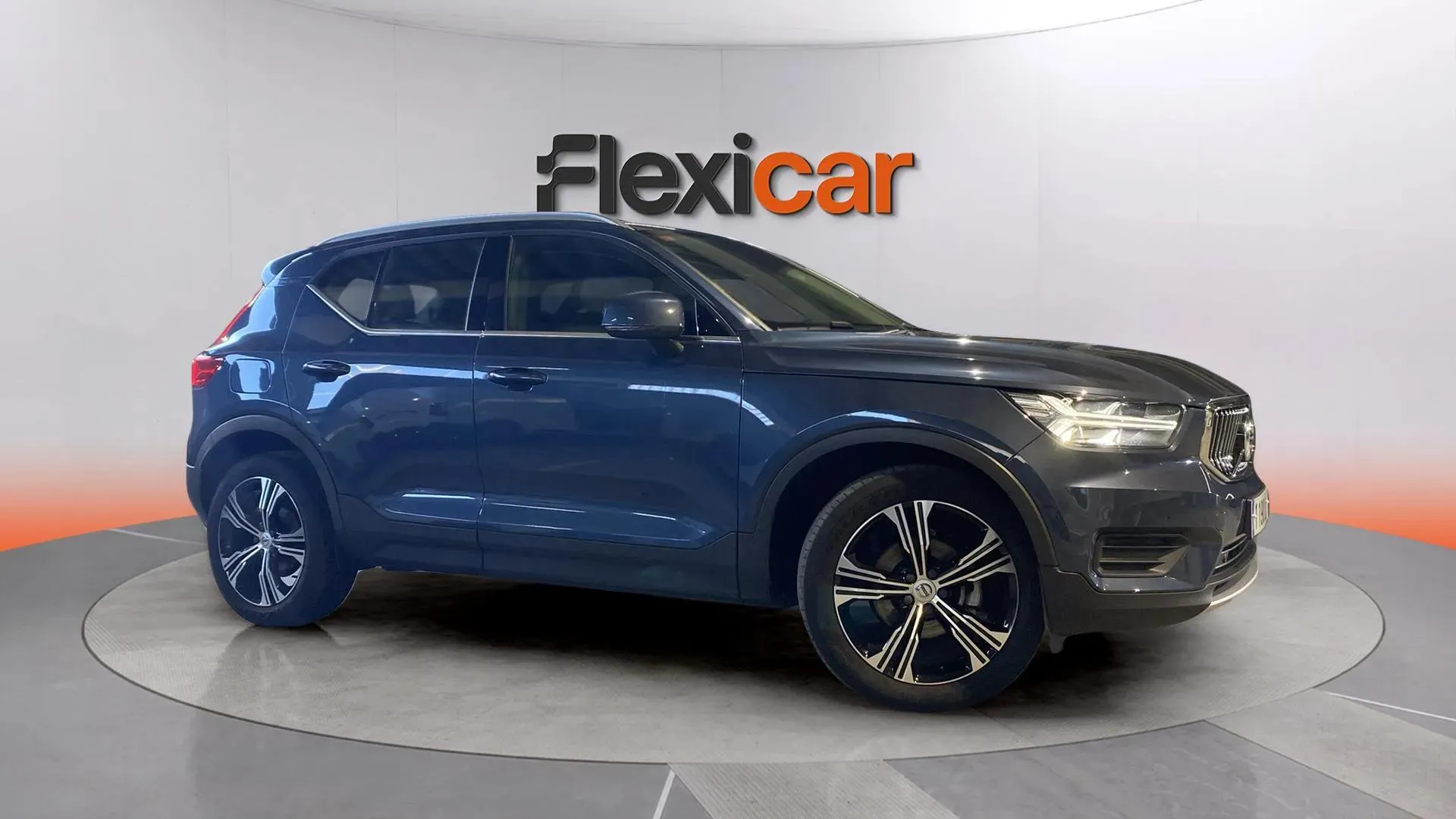 Volvo XC40 2.0 D3 - foto 2