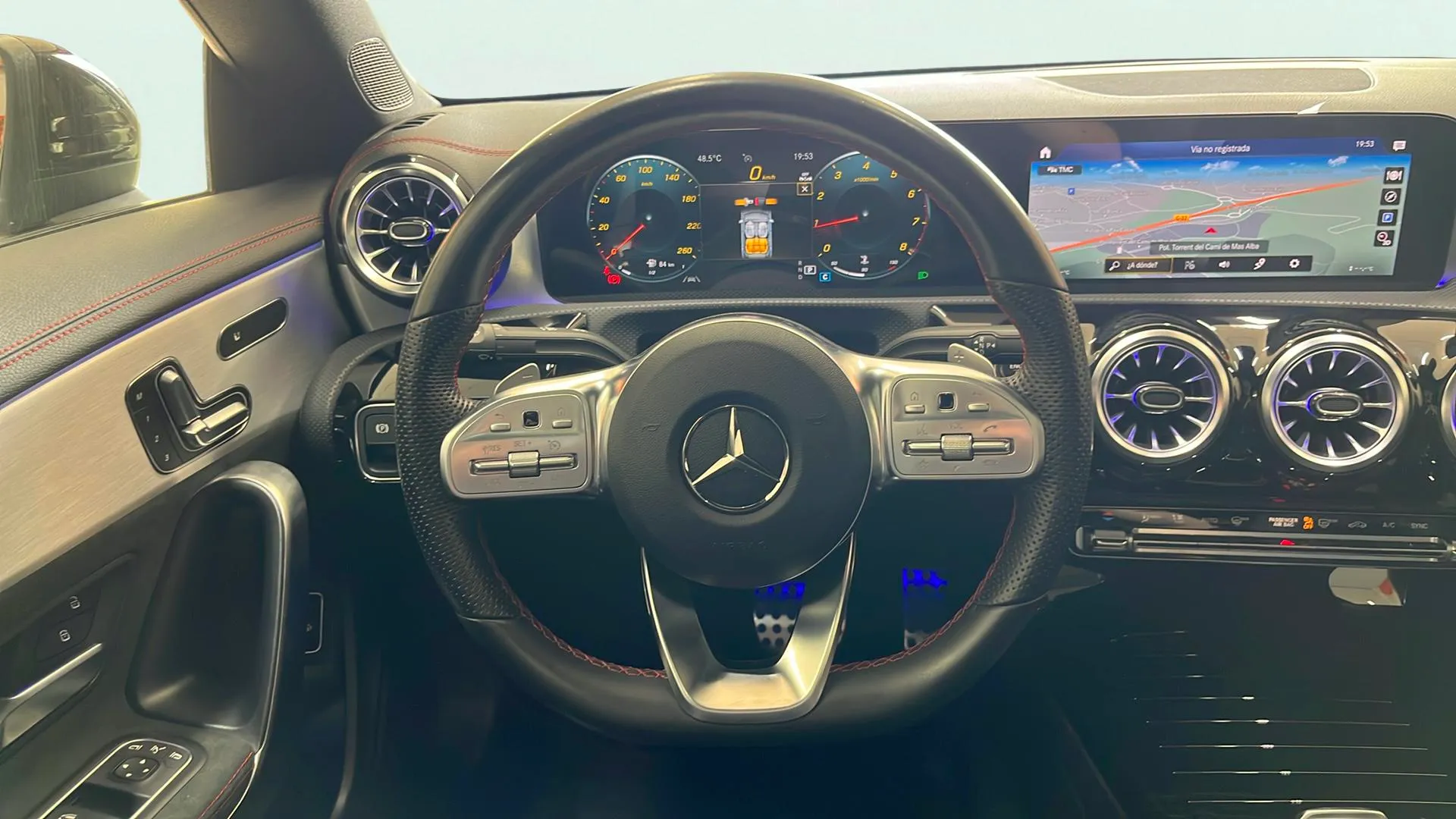 Mercedes-Benz CLA 200 - foto 10