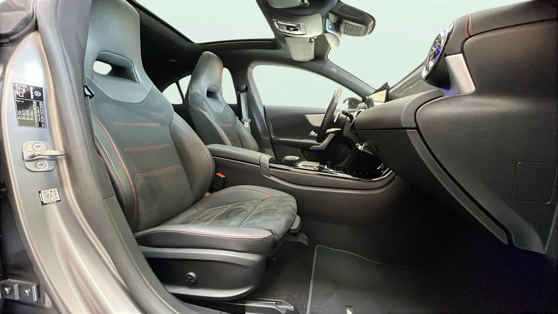 Mercedes-Benz CLA 200 - foto 18
