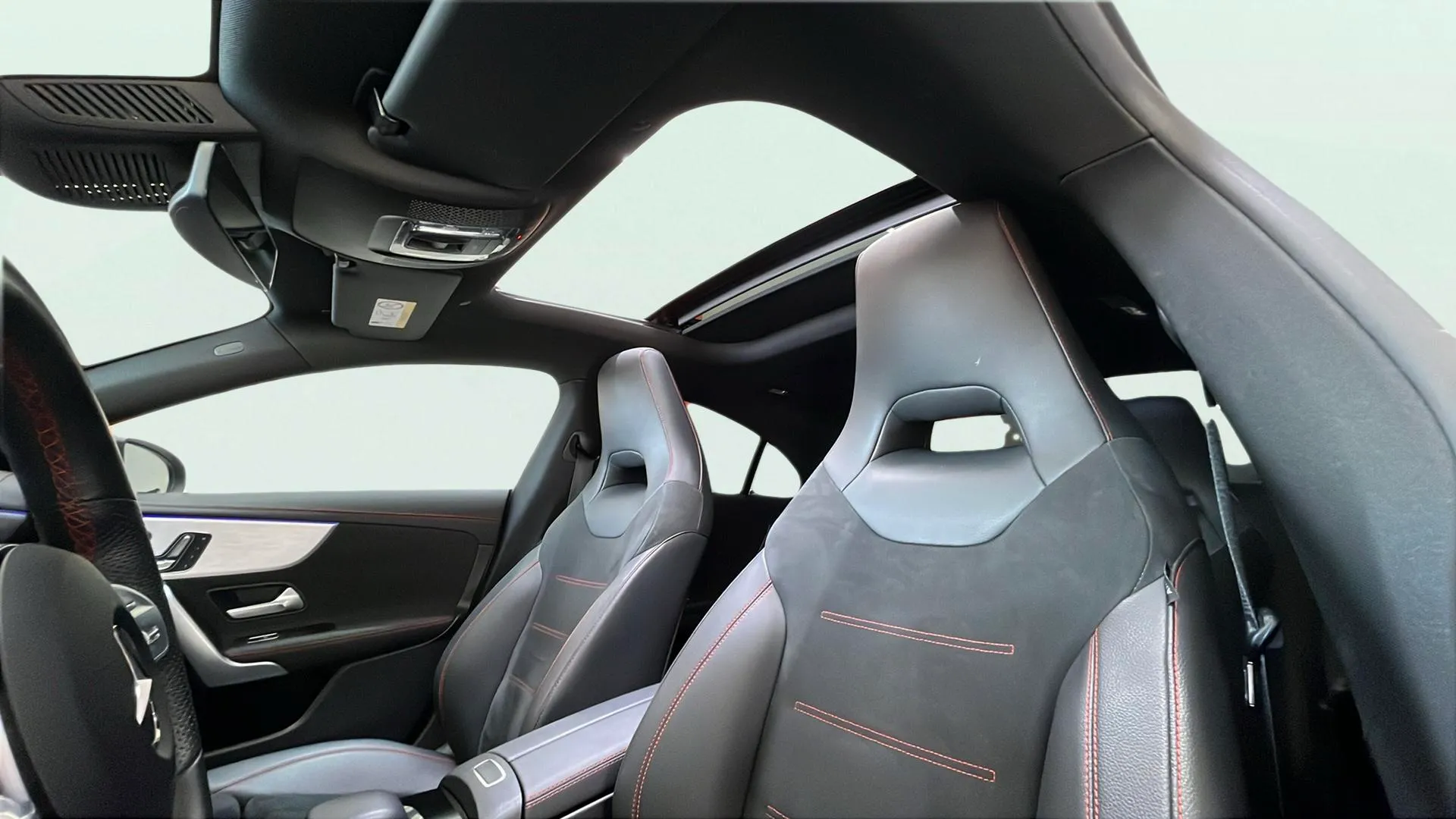 Mercedes-Benz CLA 200 - foto 23
