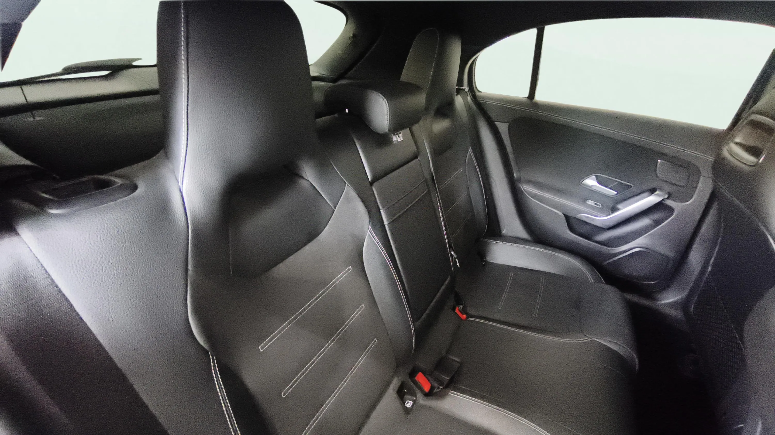 Mercedes-Benz Clase A A 180 d - foto 9