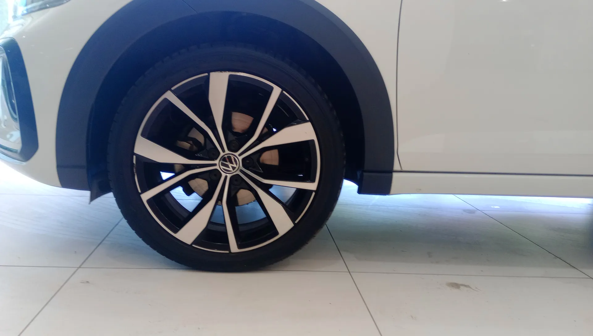 Volkswagen Taigo R-Line 1.0 TSI DSG - foto 6
