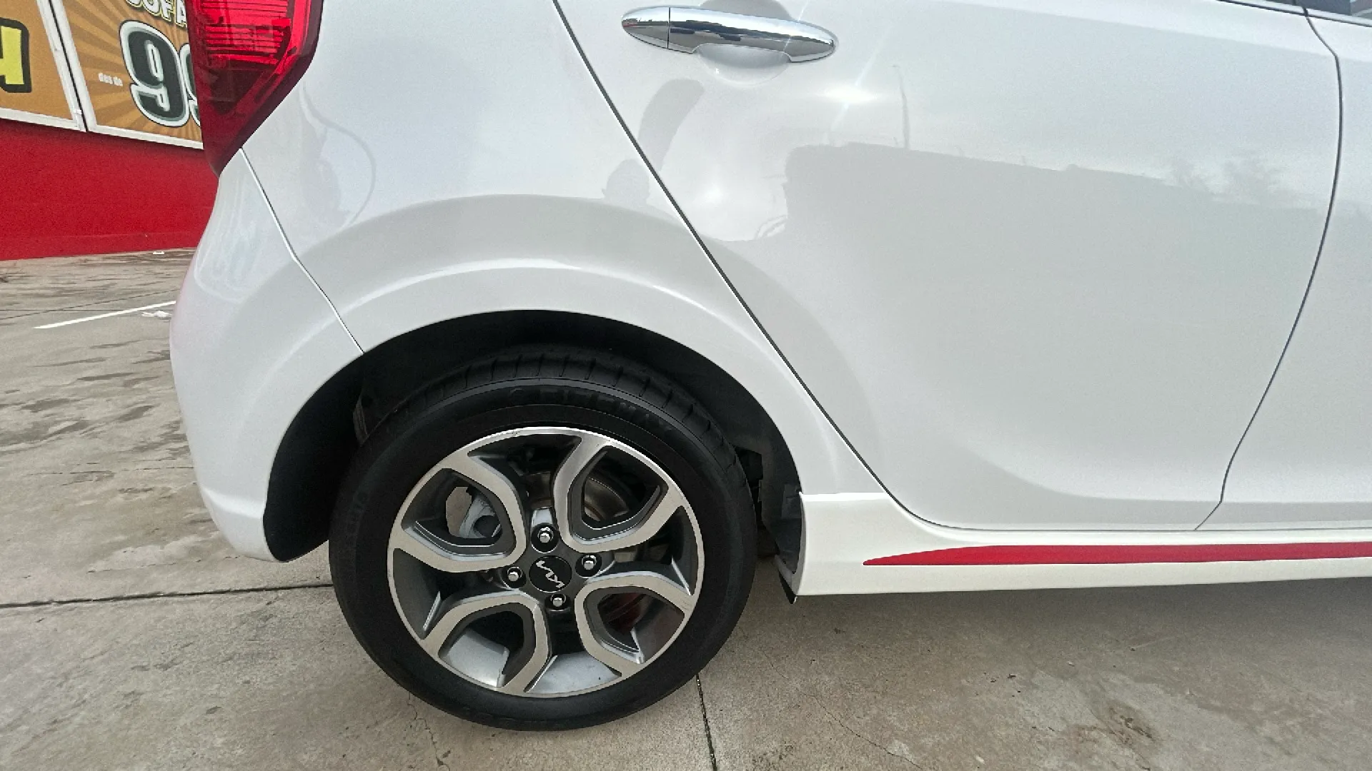 Kia Picanto 1.0 DPi AMT GT Line - foto 19