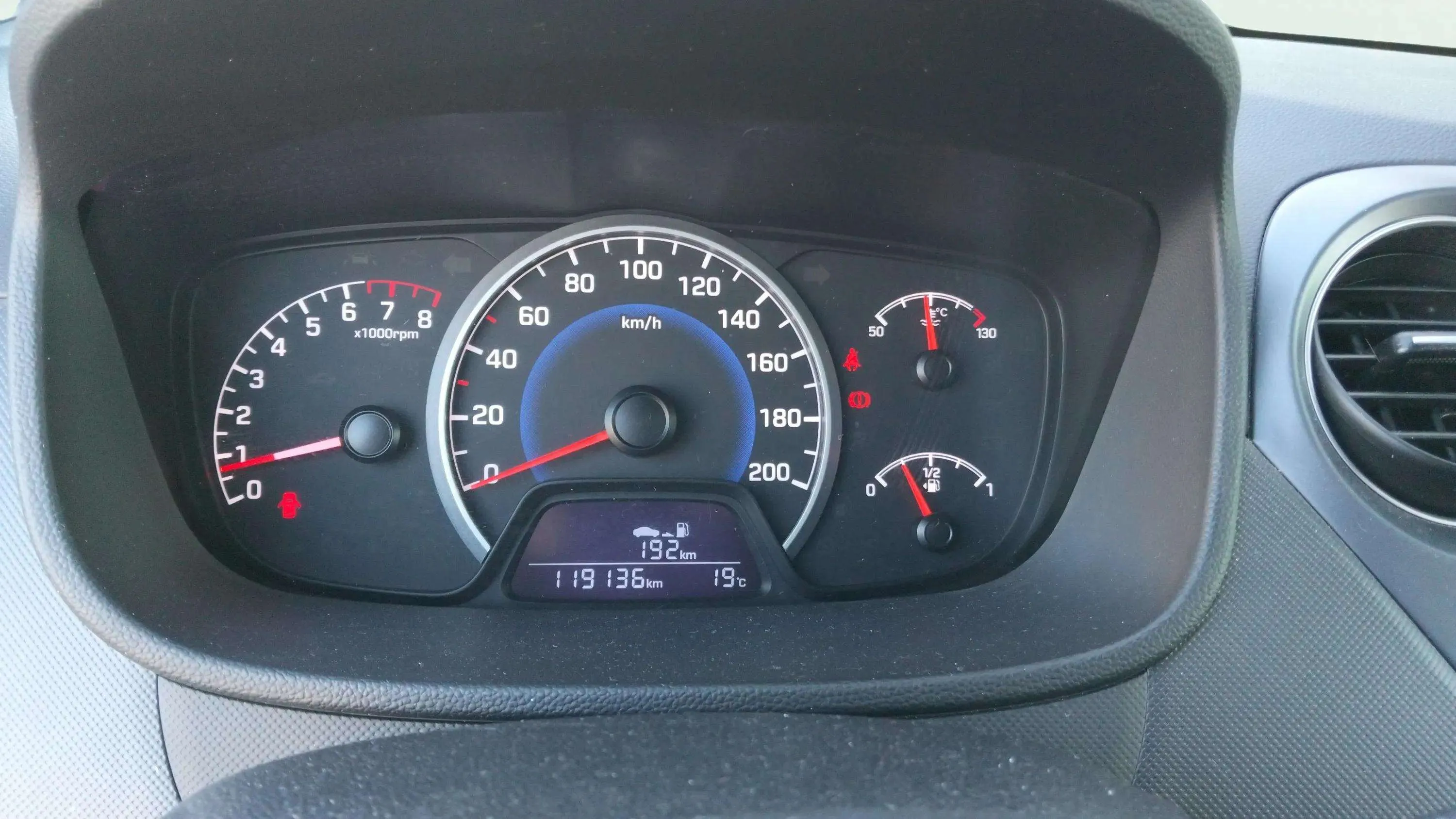 Hyundai i10 1.0 Go! - foto 10