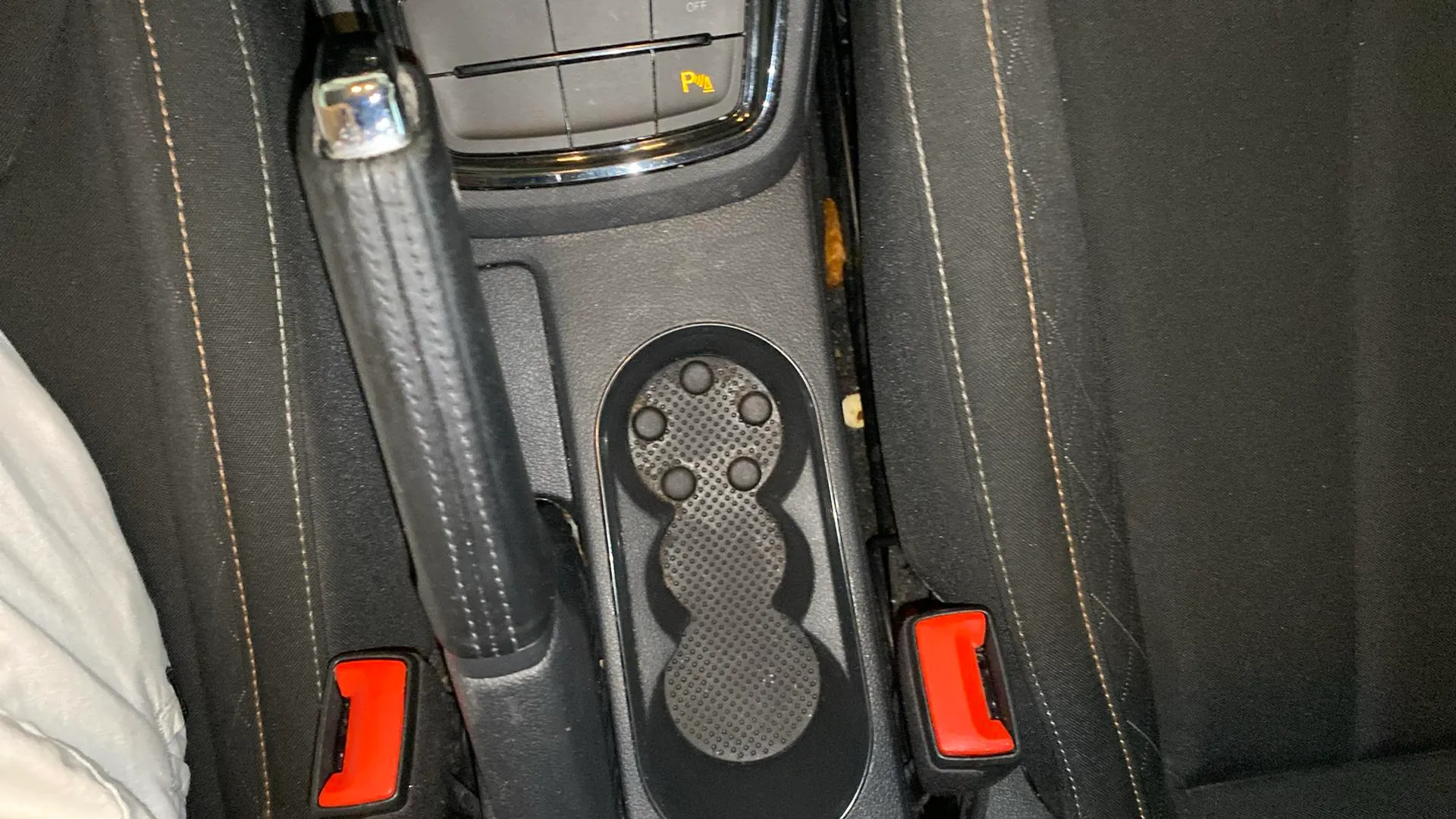 Škoda Kamiq 1.0 TSI Active - foto 18
