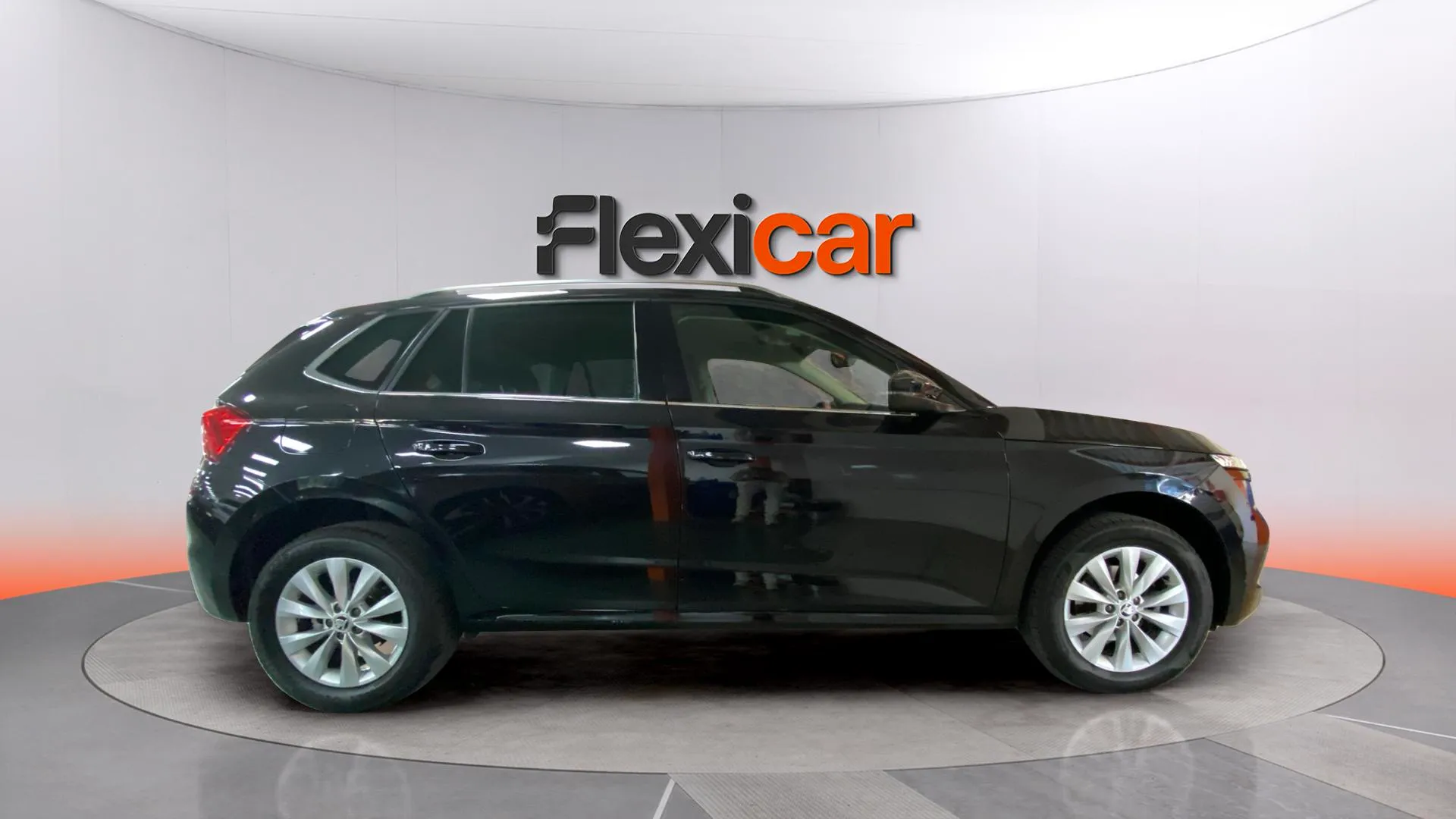 Škoda Kamiq 1.0 TSI Active - foto 3