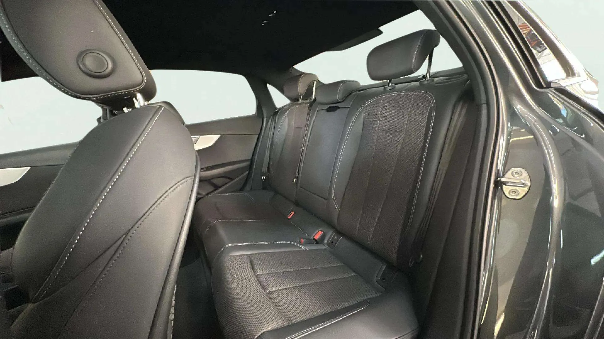 Audi A4 Advanced 35 TDI S tronic - foto 15
