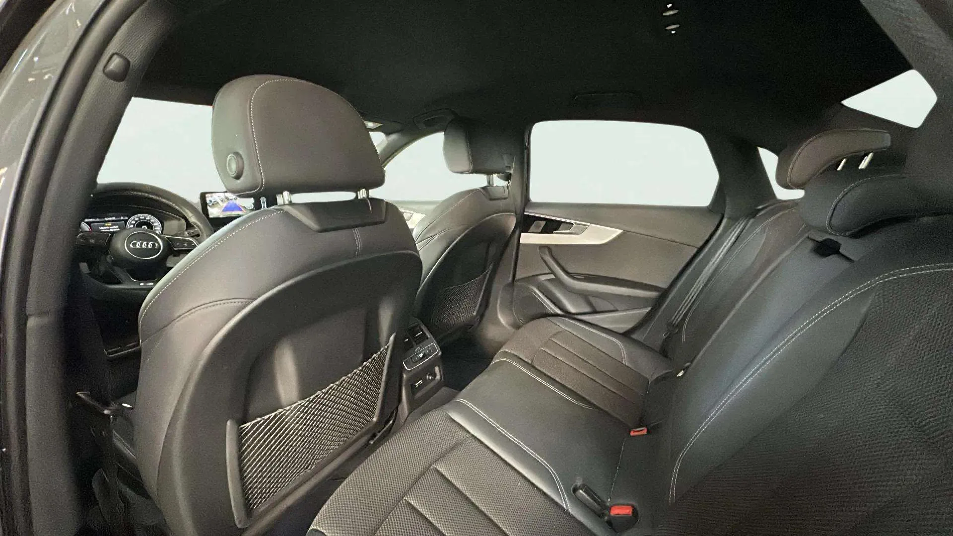 Audi A4 Advanced 35 TDI S tronic - foto 14