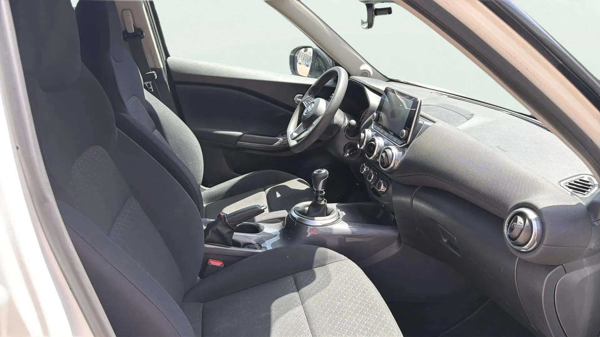 Nissan Juke DIG-T Acenta - foto 19