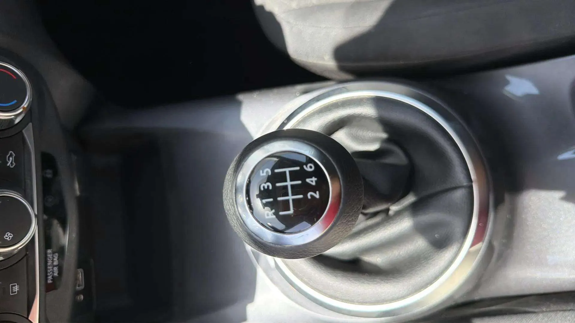Nissan Juke DIG-T Acenta - foto 22