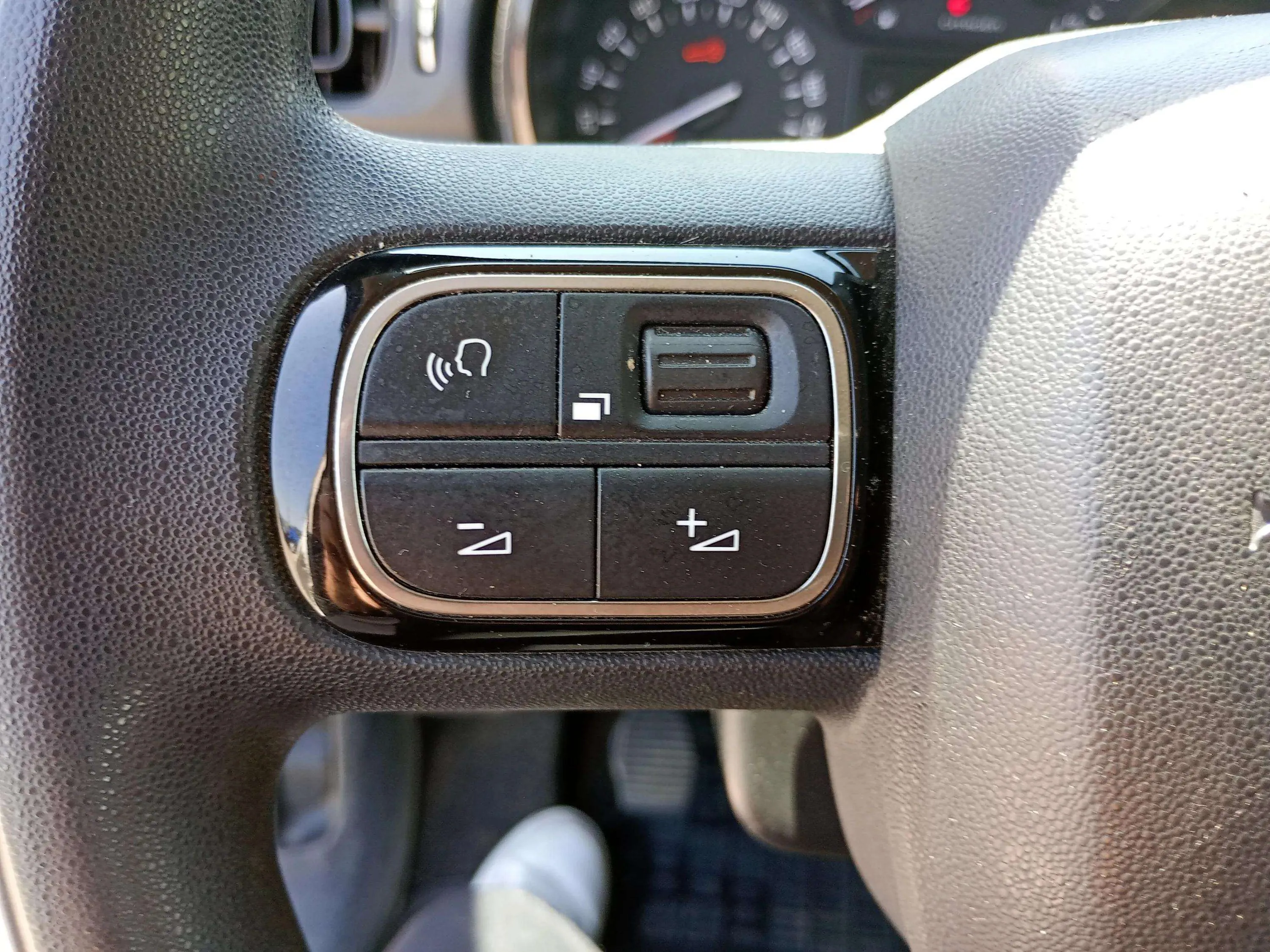 Citroën C3 BlueHDi Feel - foto 18