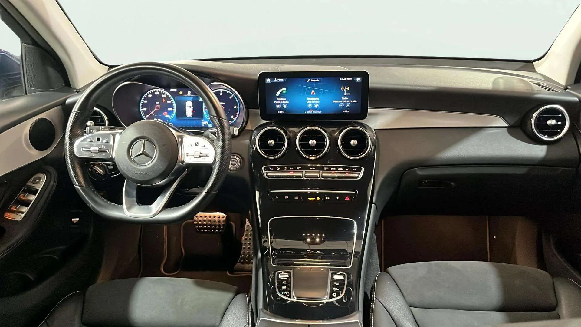 Mercedes-Benz GLC 200 d 4MATIC - foto 12