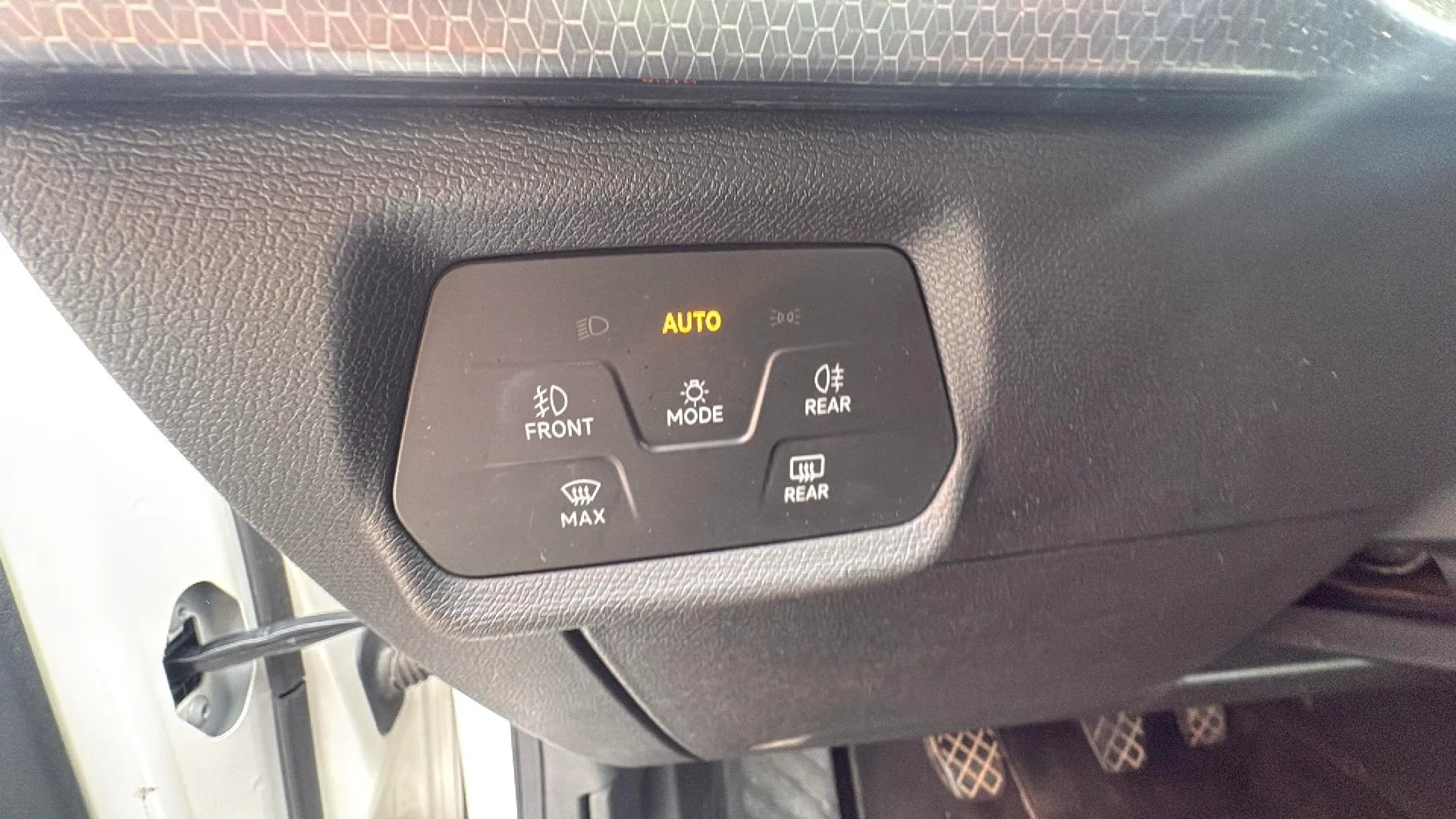 SEAT León SP 2.0 TDI Reference - foto 18