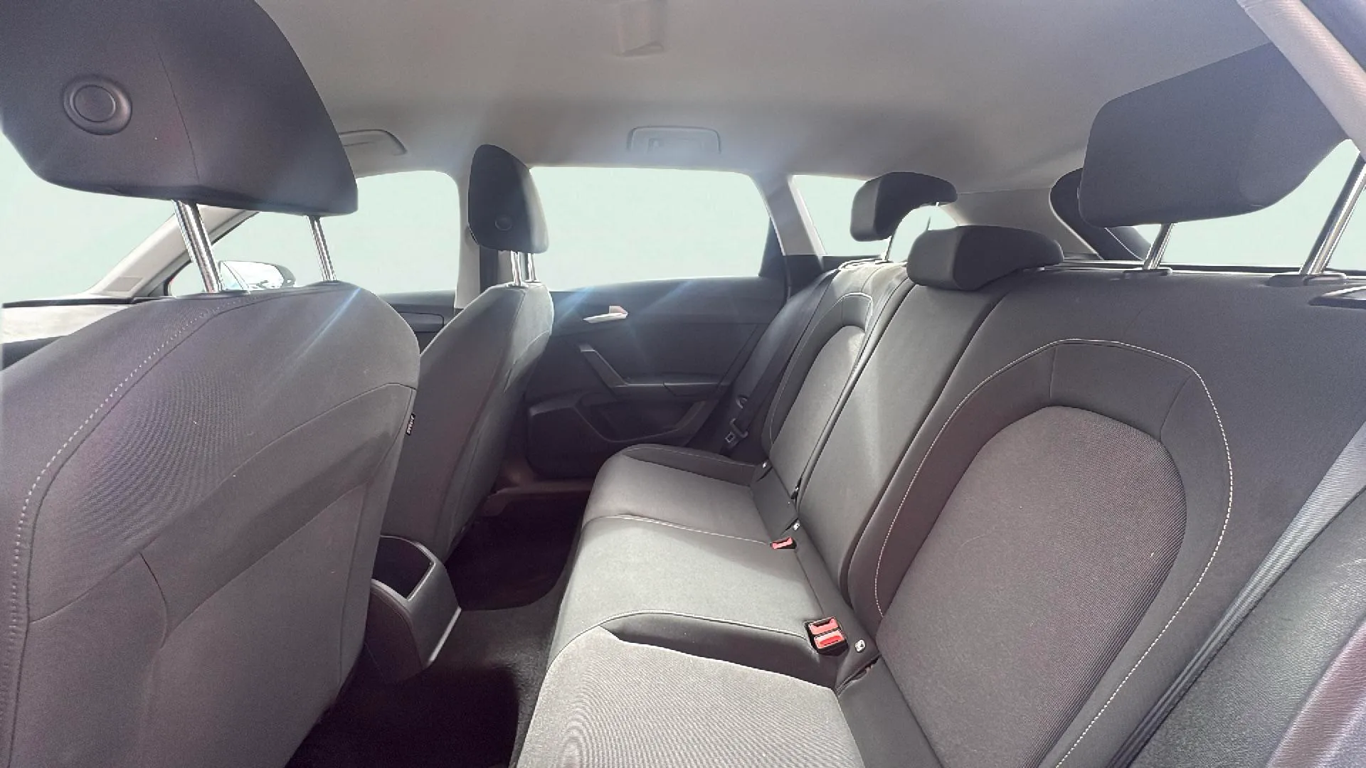 SEAT León SP 2.0 TDI Reference - foto 16