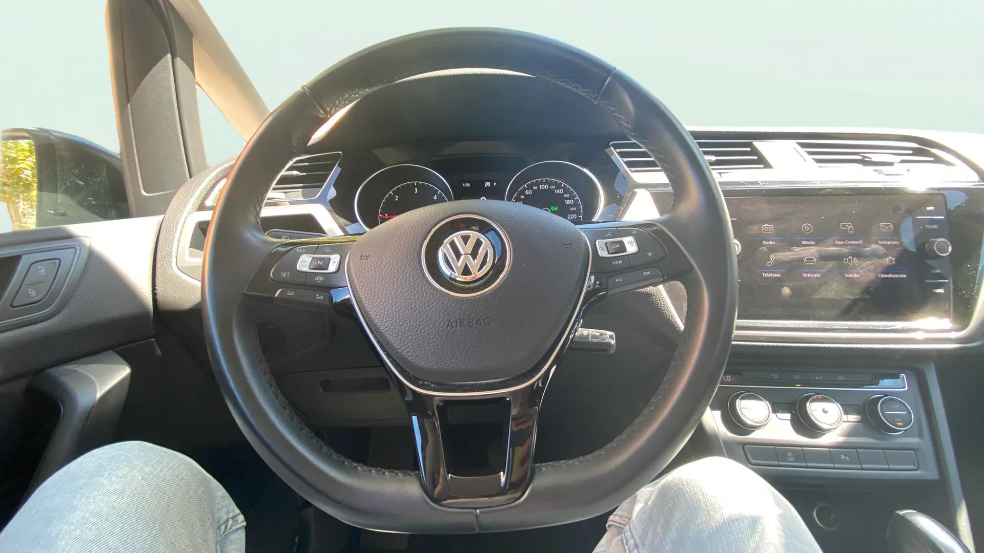 Volkswagen Touran Business Navi 2.0 TDI DSG - foto 10