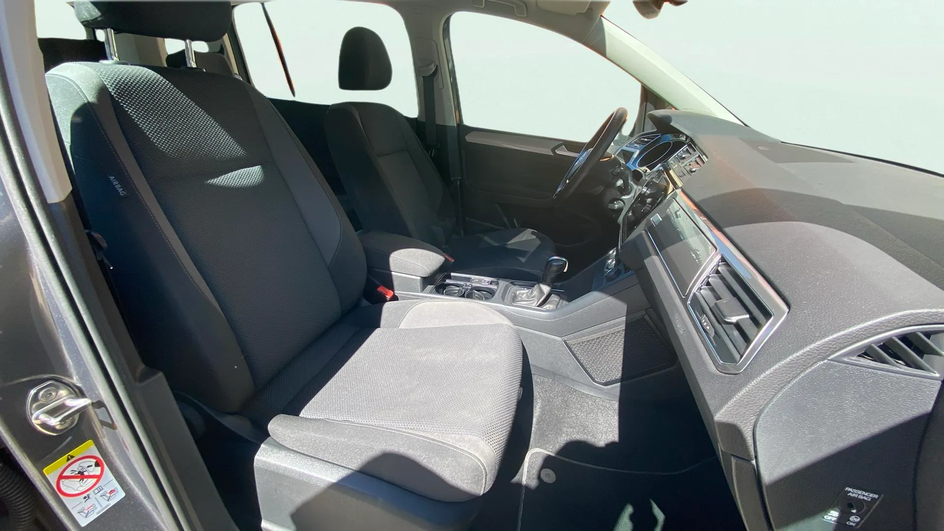 Volkswagen Touran Business Navi 2.0 TDI DSG - foto 12