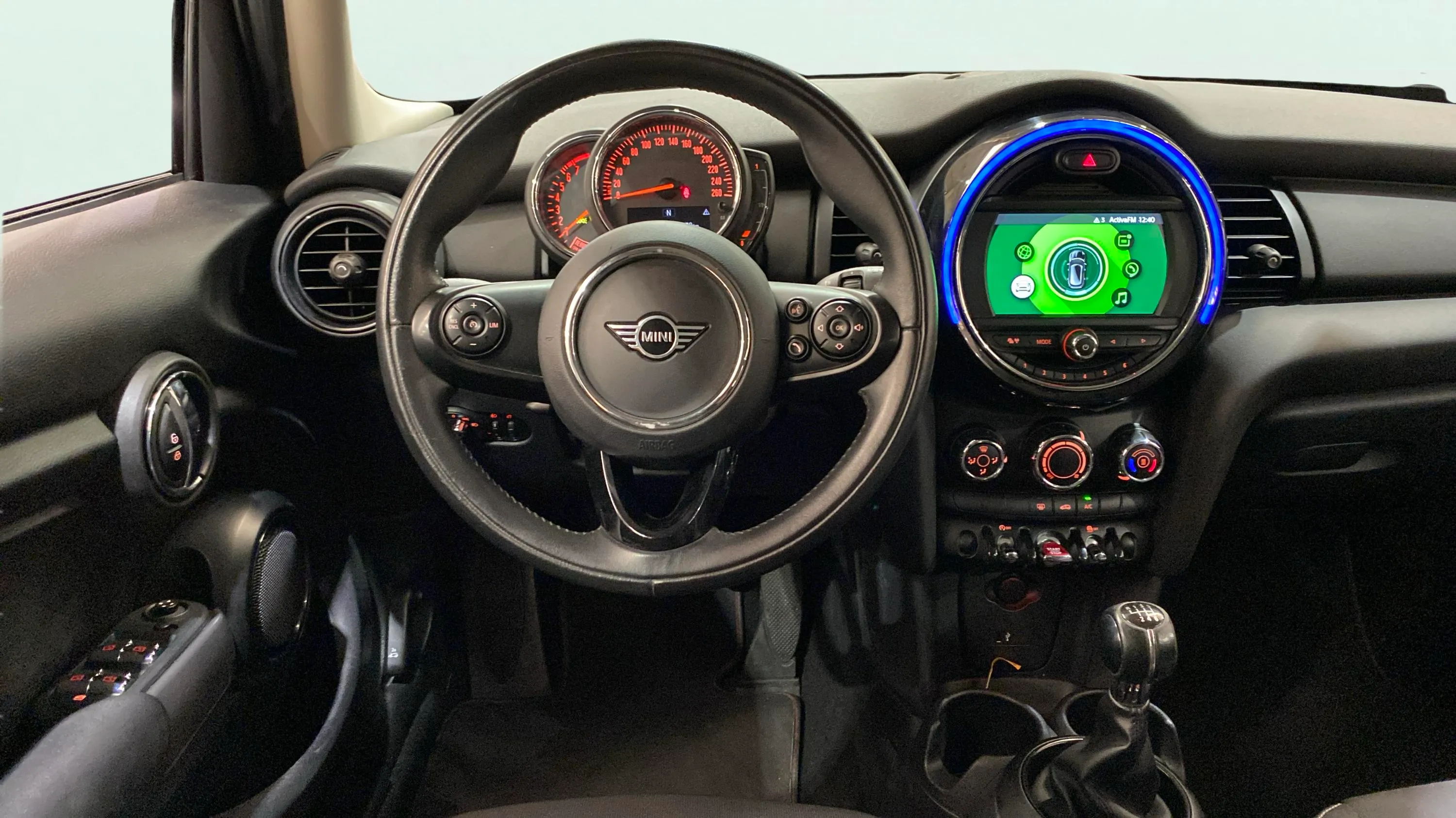 MINI Cooper One - foto 15