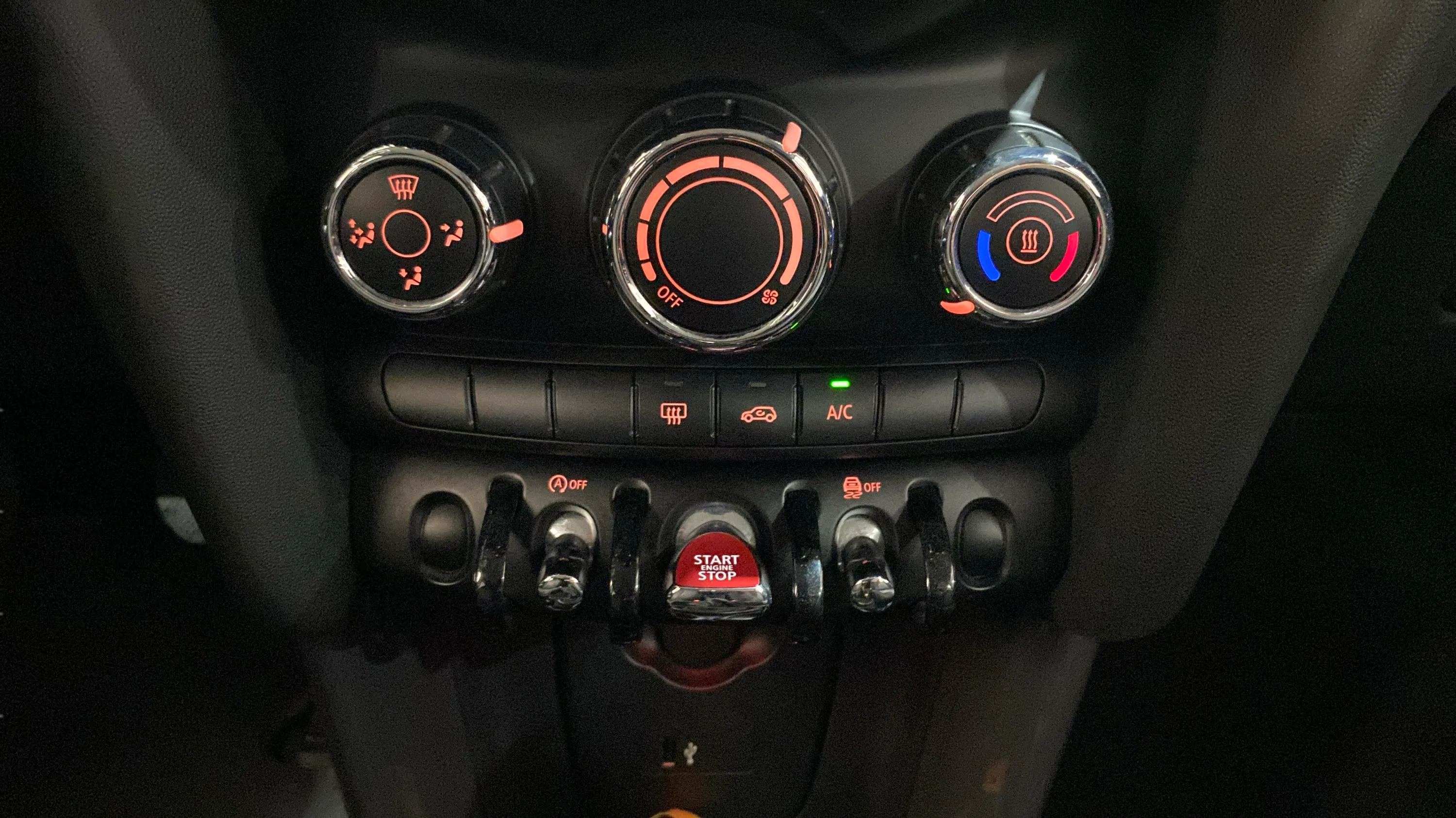 MINI Cooper One - foto 25