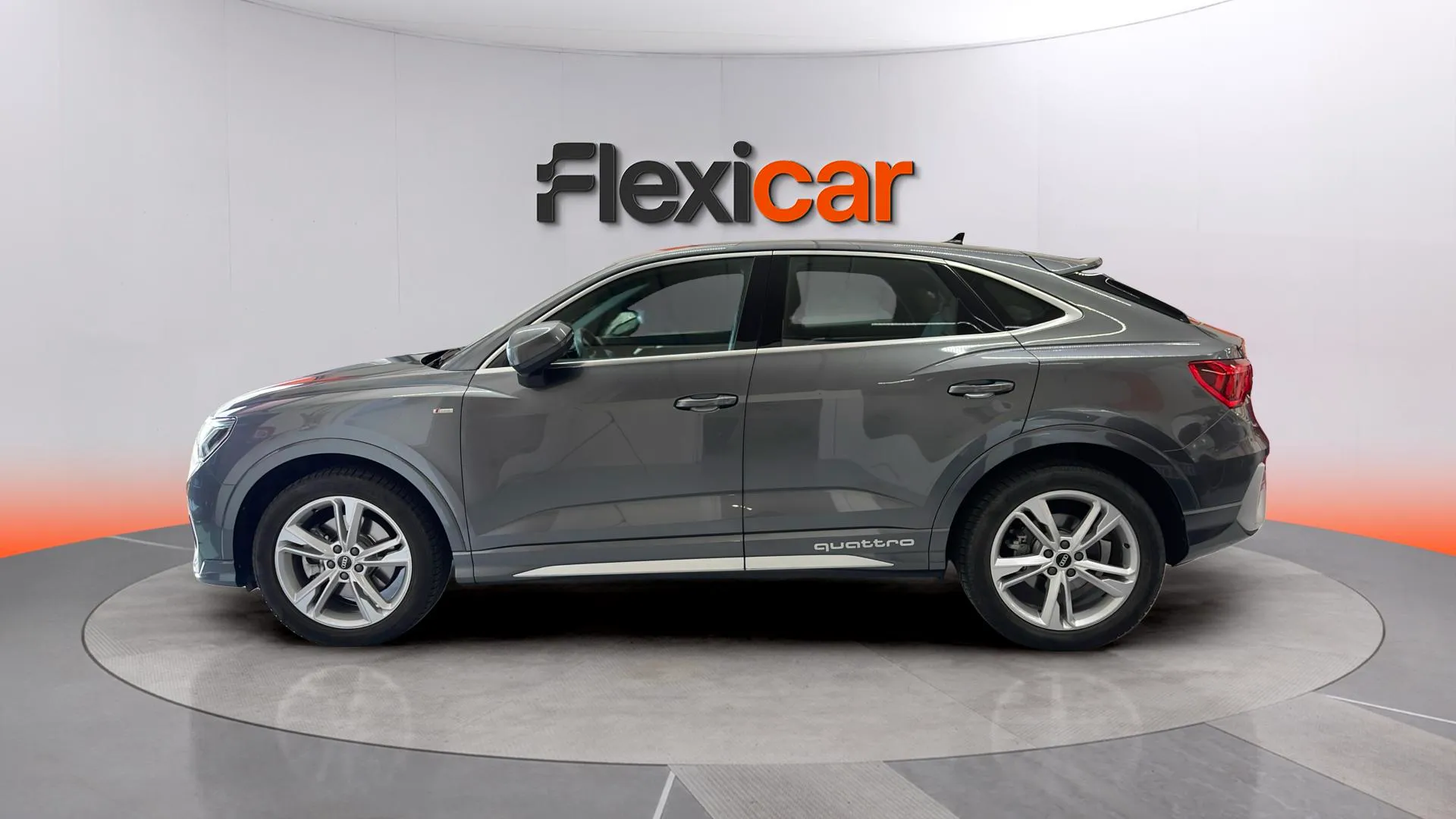 Audi Q3 40 TDI S tronic quattro S Line - foto 5