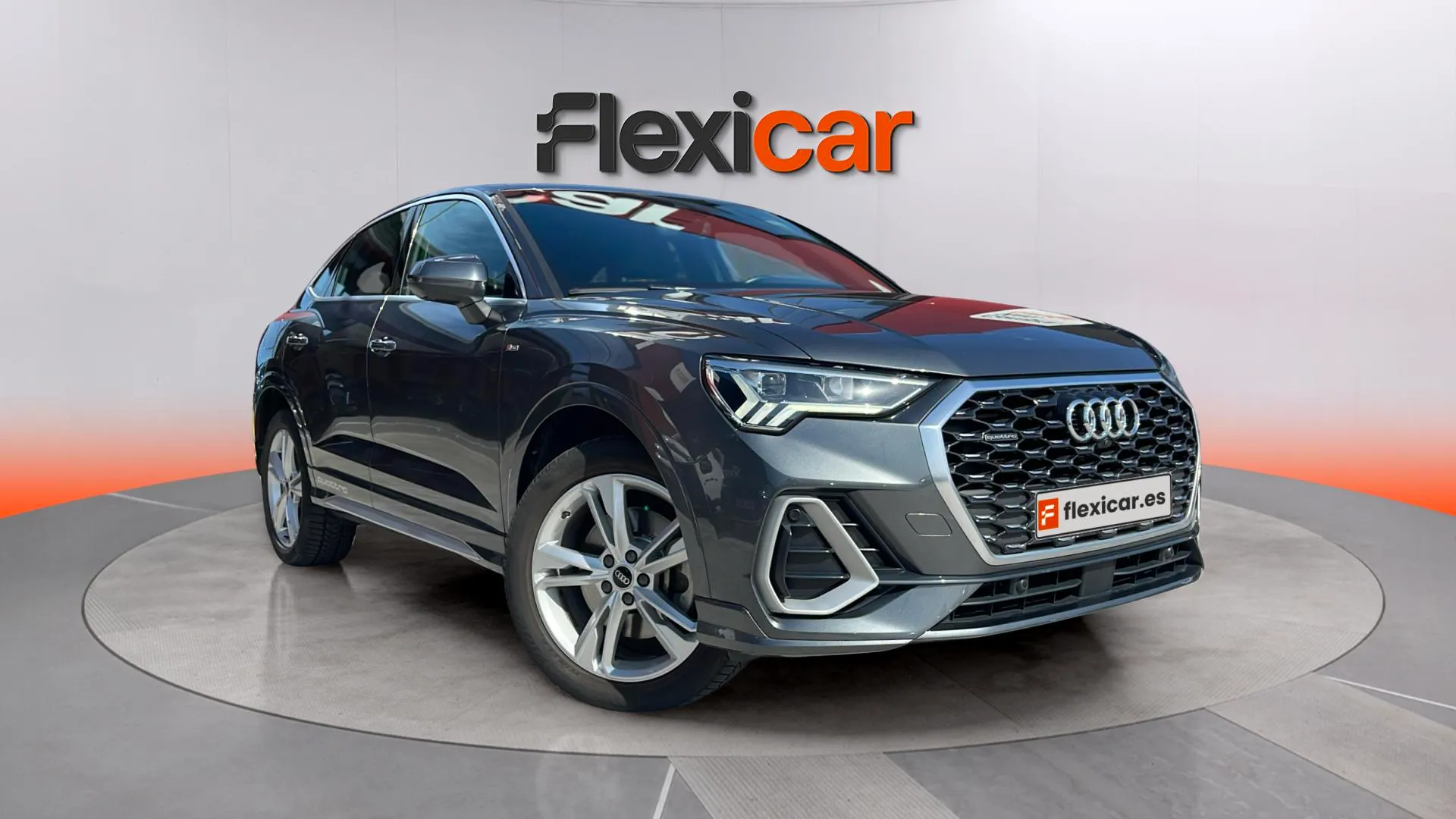 Audi Q3 40 TDI S tronic quattro S Line - foto 1