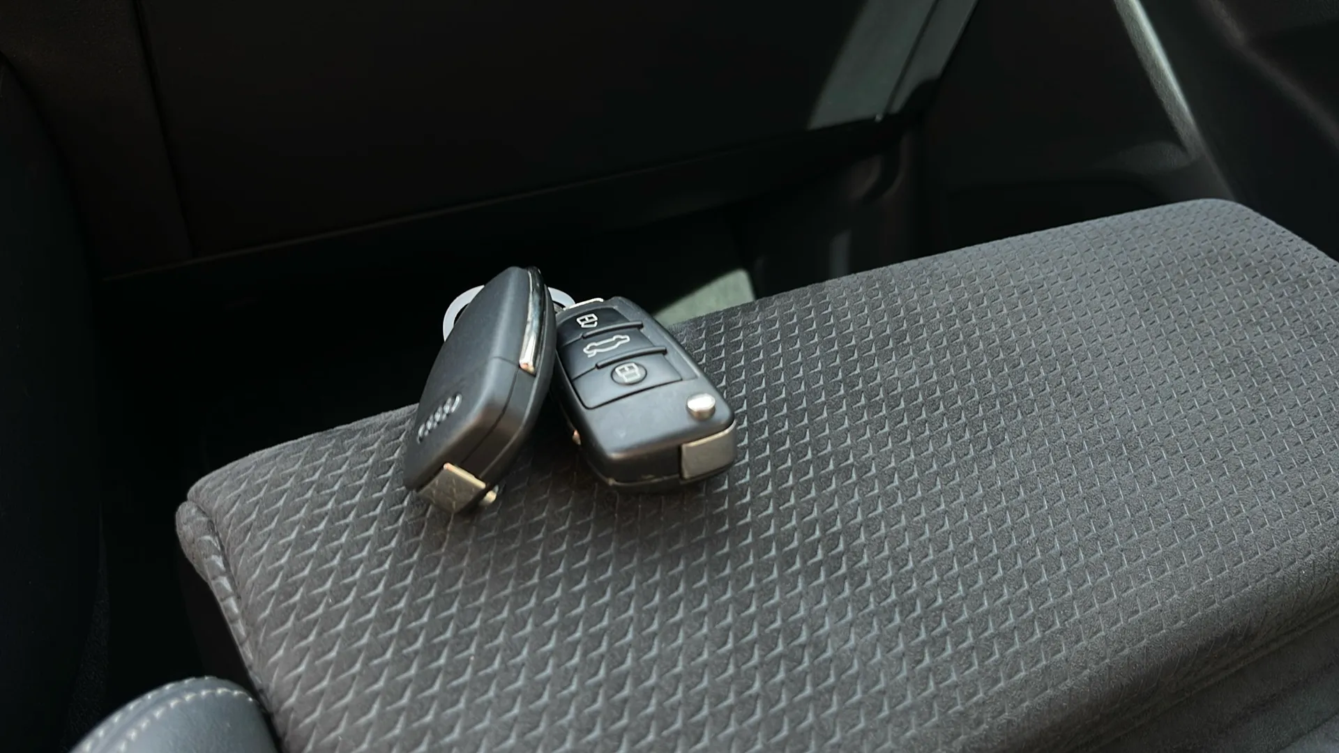 Audi Q3 40 TDI S tronic quattro S Line - foto 17