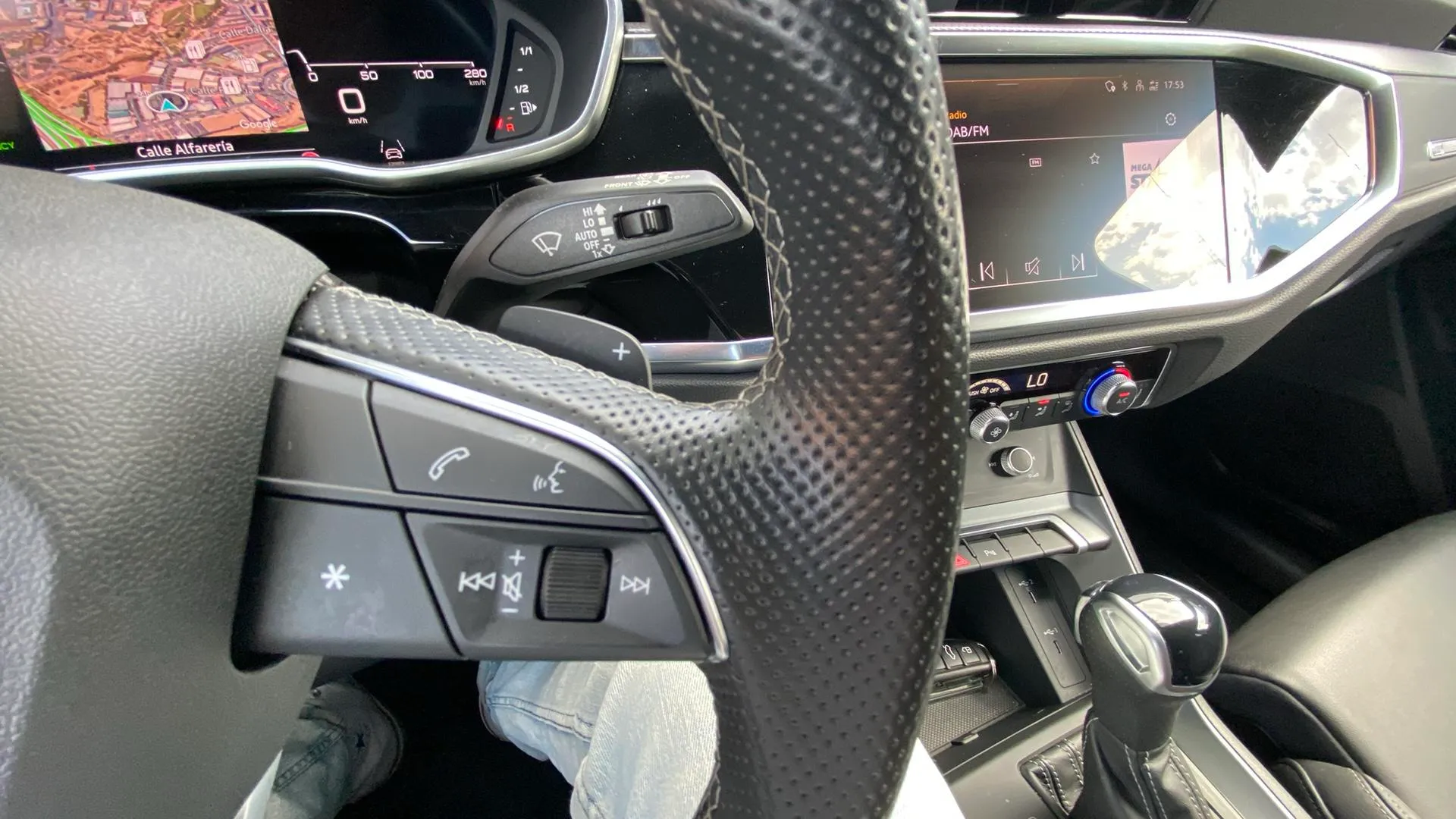 Audi Q3 35 TFSI S tronic Black Line - foto 21