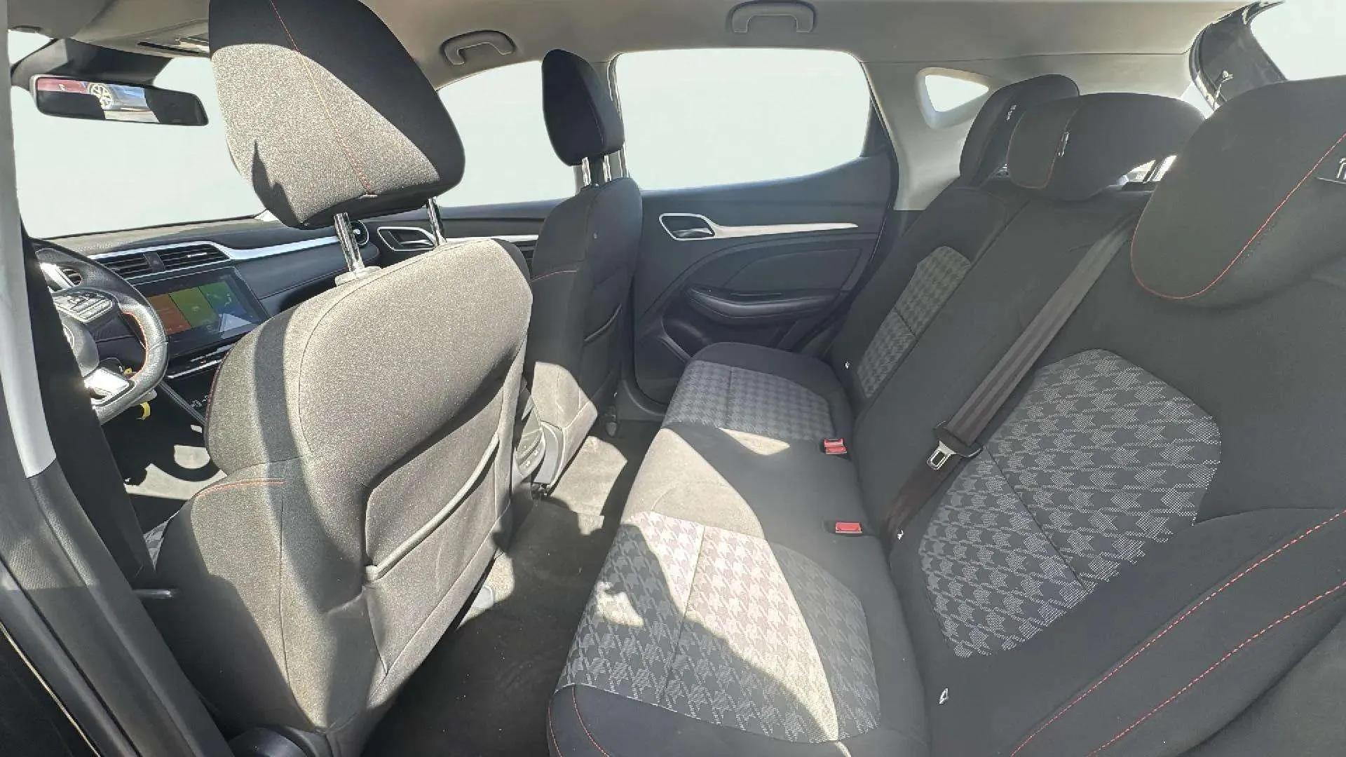 MG ZS 1.5 Comfort - foto 15
