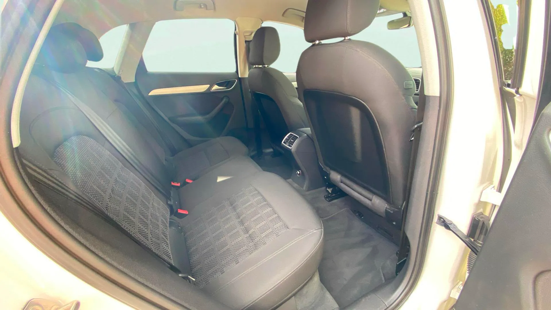 Audi Q3 2.0 TDI - foto 15