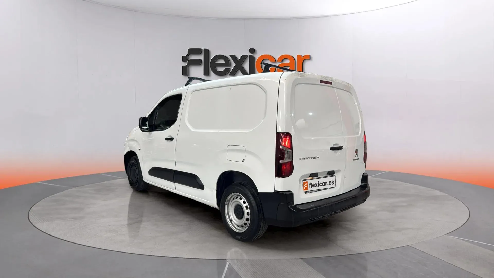 Peugeot Partner 1.5 BlueHDi Pro Standard 600kg 100 - foto 5